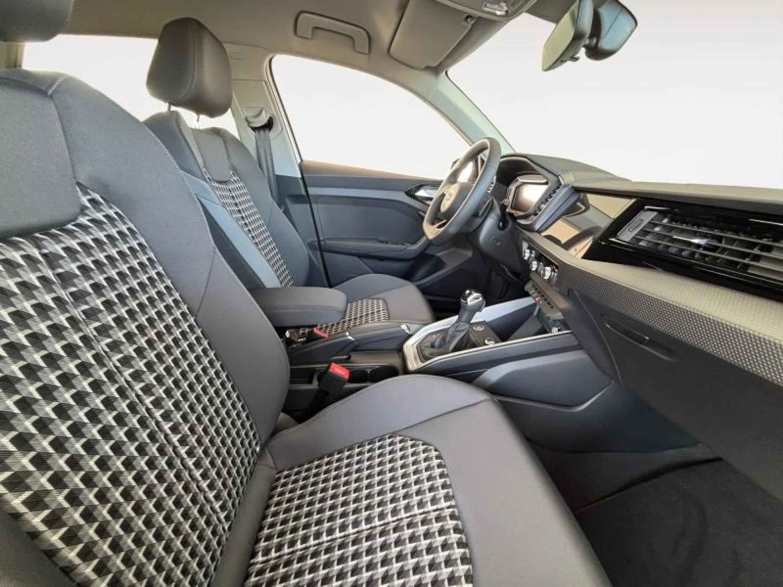 AUDI A1 A1 SPORTBACK ADRENALIN BLACK EDITION 30 TFSI  85(116) KW(CV) S TRONIC - Foto 5