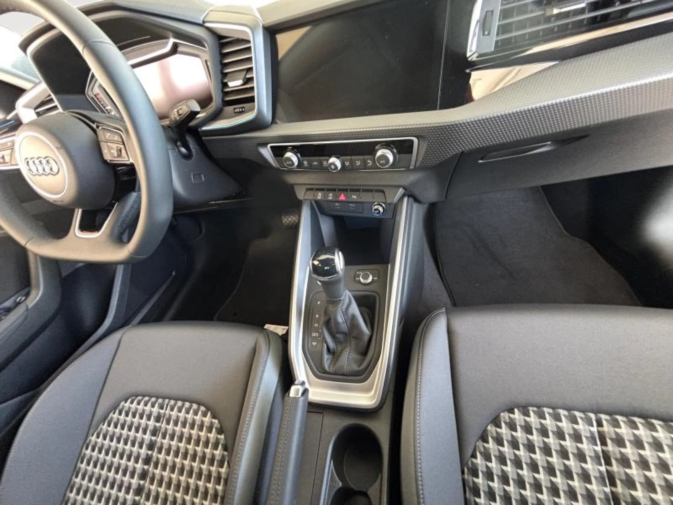 AUDI A1 A1 SPORTBACK ADRENALIN BLACK EDITION 30 TFSI  85(116) KW(CV) S TRONIC - Foto 11