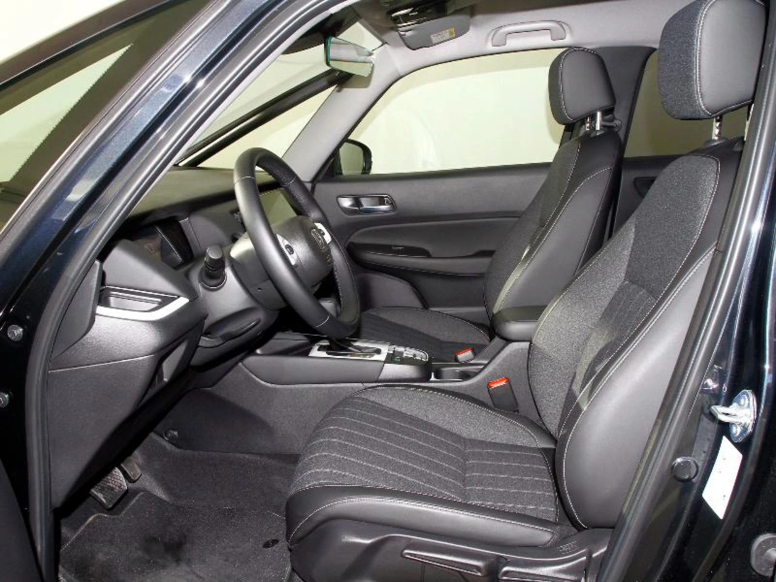 HONDA JAZZ 2025 JAZZ HYBRID ADVANCE 1.5 HYBRID AUTOMÁTICO (CVT) GASOLINA STANDARD PACK DESIGN - Foto 9