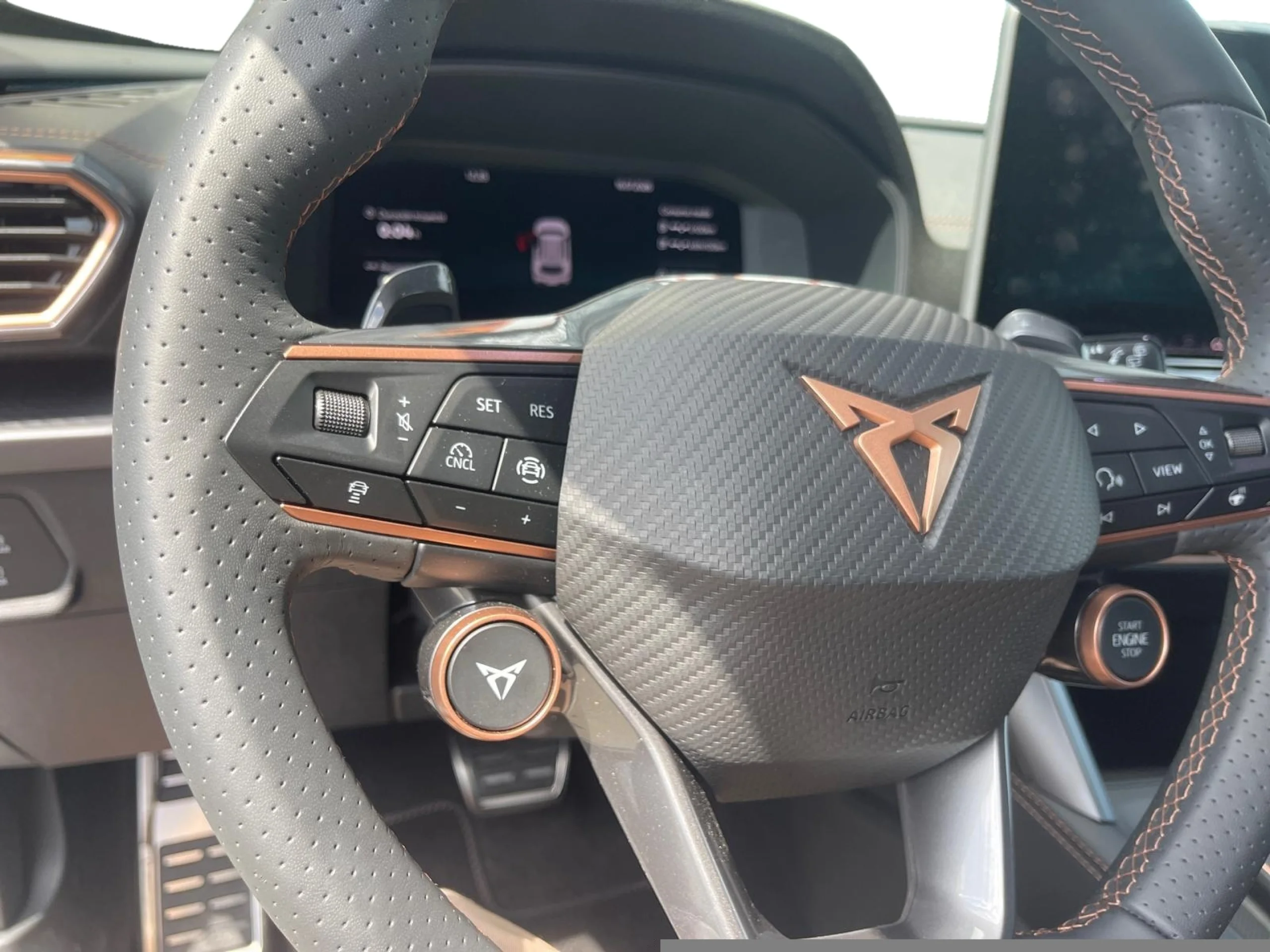 CUPRA FORMENTOR 1.5 TSI E HYB 150KW(204CV)DSG BEY MY26.6 - Foto 14
