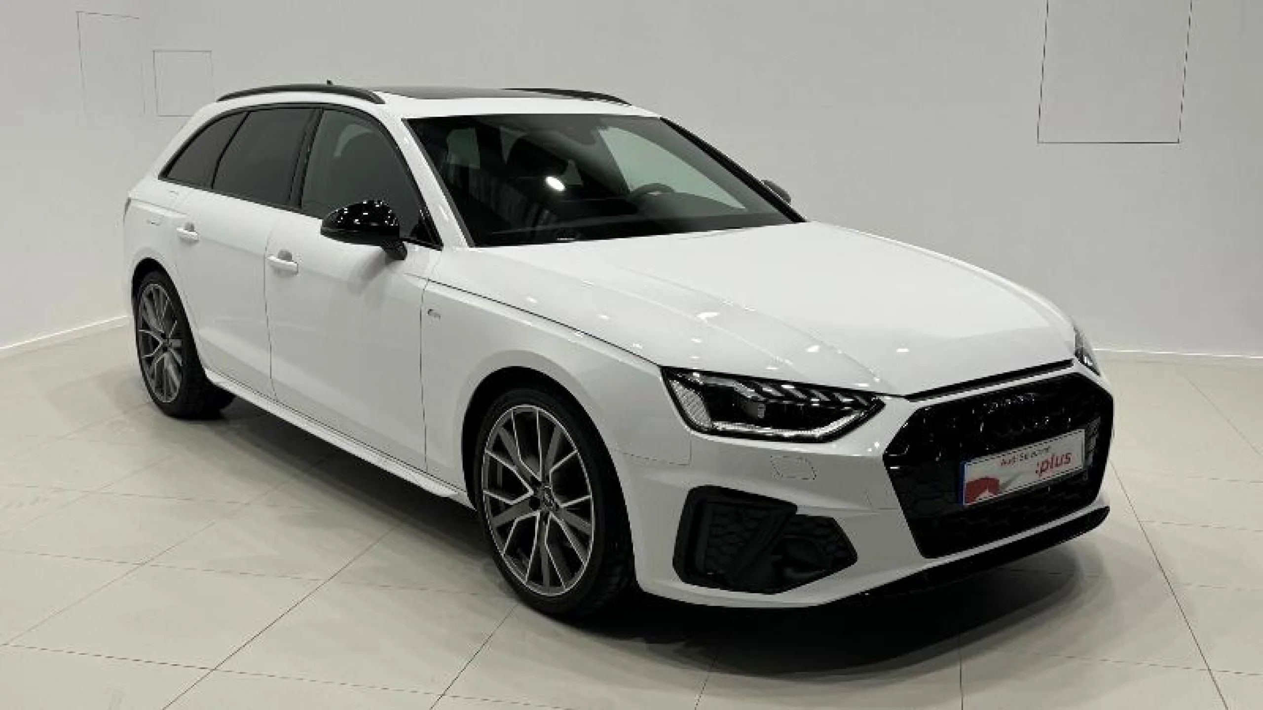 AUDI A4 AVANT BLACK LINE 35 TDI 120KW S TRONIC - Foto 1