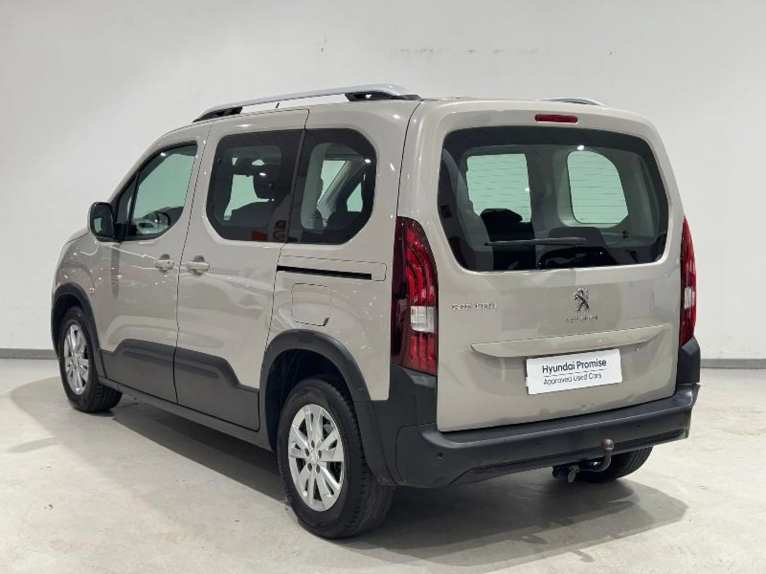 PEUGEOT Rifter ACTIVE NAV+ STANDARD BLUEHDI 96KW - Foto 2