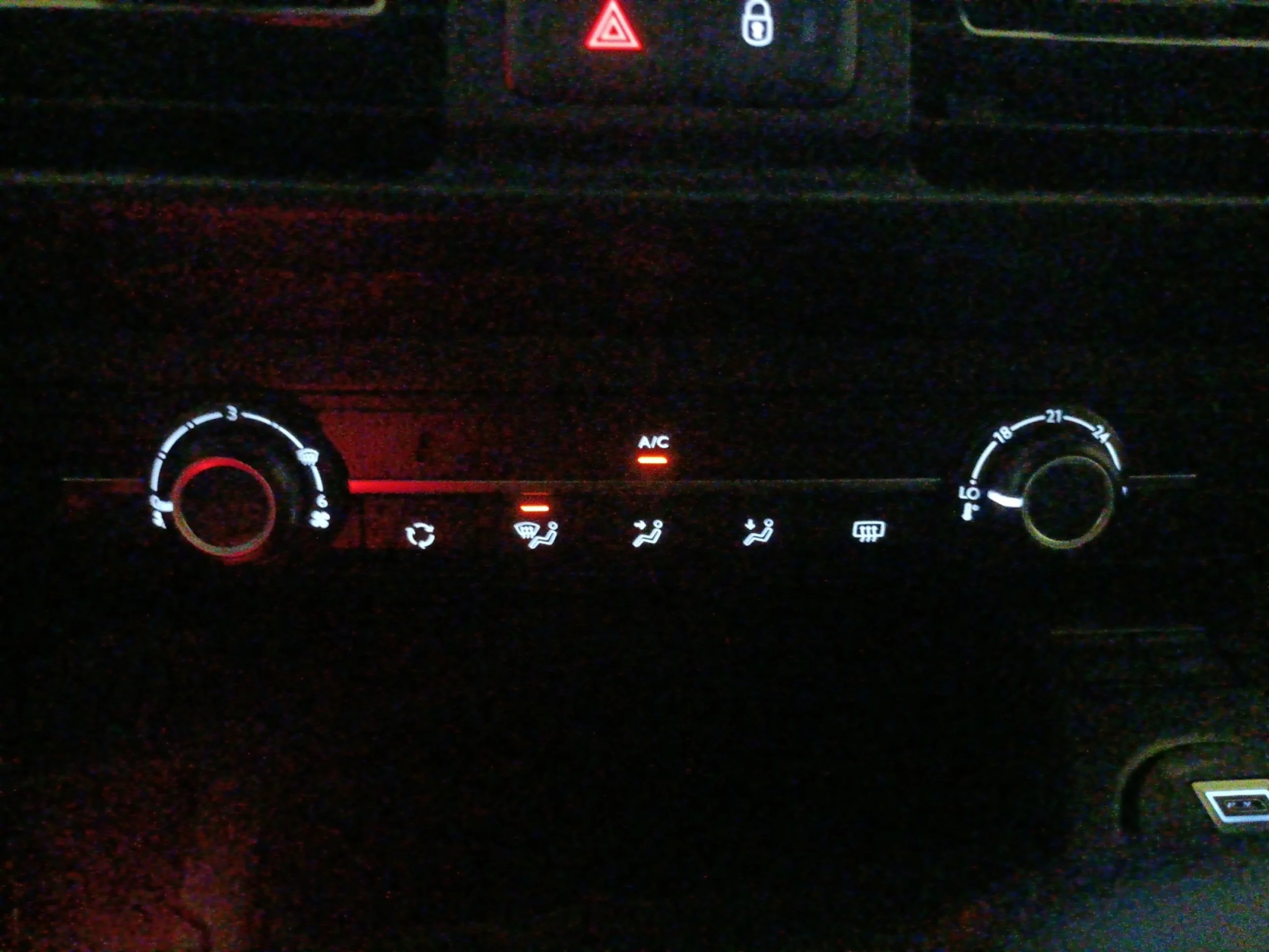 OPEL COMERCIALES COMBO COMBO 100 CV 1.5 TD S/S MT6 6.4 - Foto 16