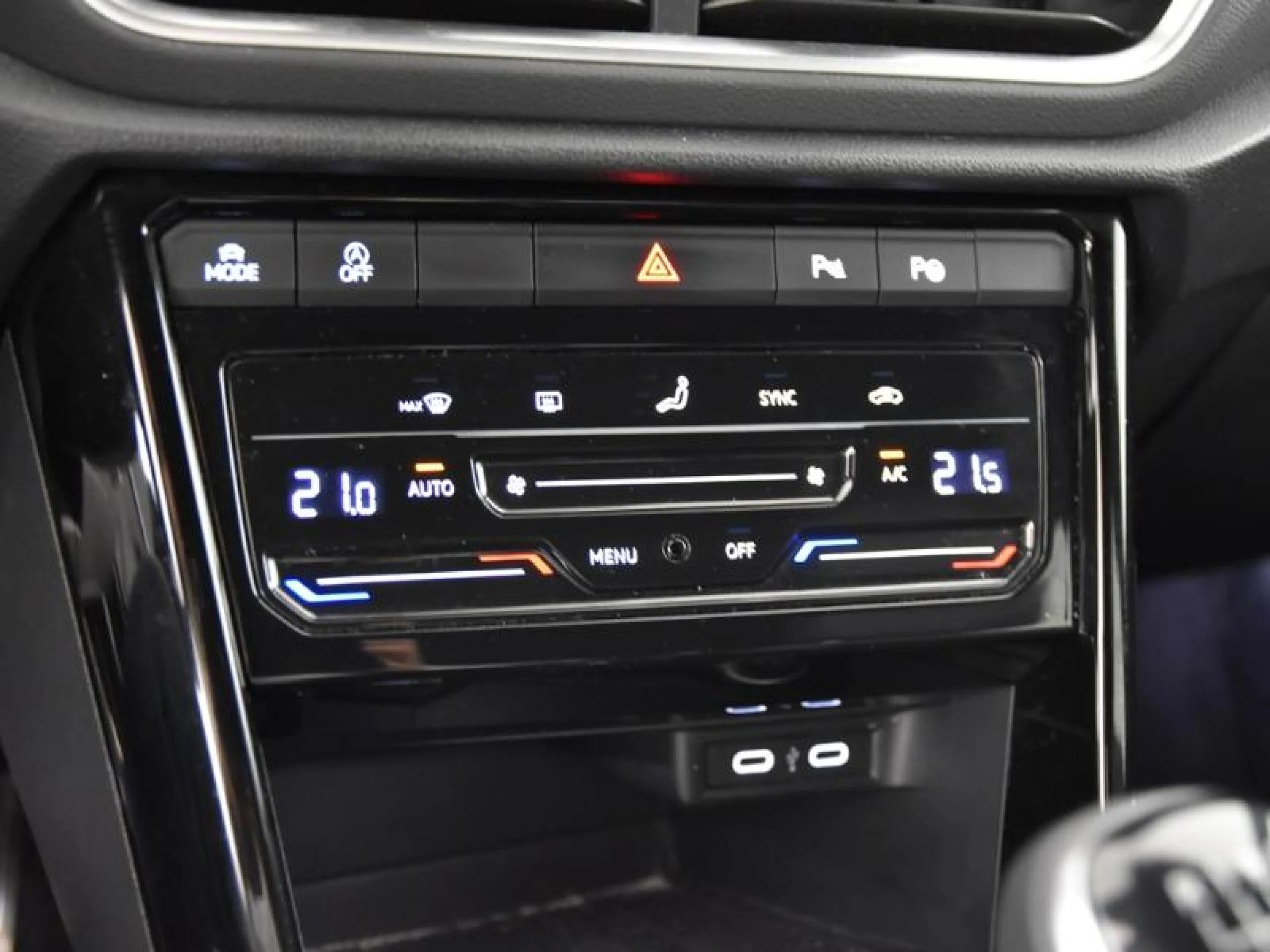 VOLKSWAGEN T ROC R LINE 1.5 TSI 110KW (150CV) - Foto 11