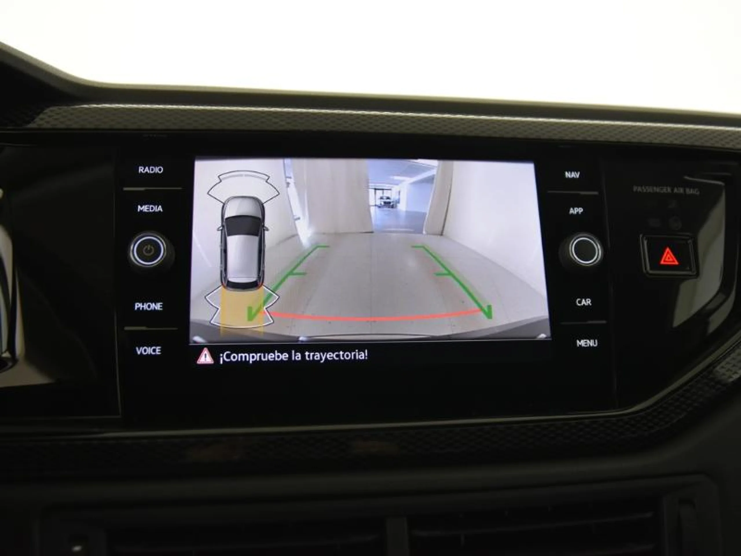 VOLKSWAGEN POLO POLO MÁS 1.0 TSI 70 KW (95 CV)  5 VEL. - Foto 13