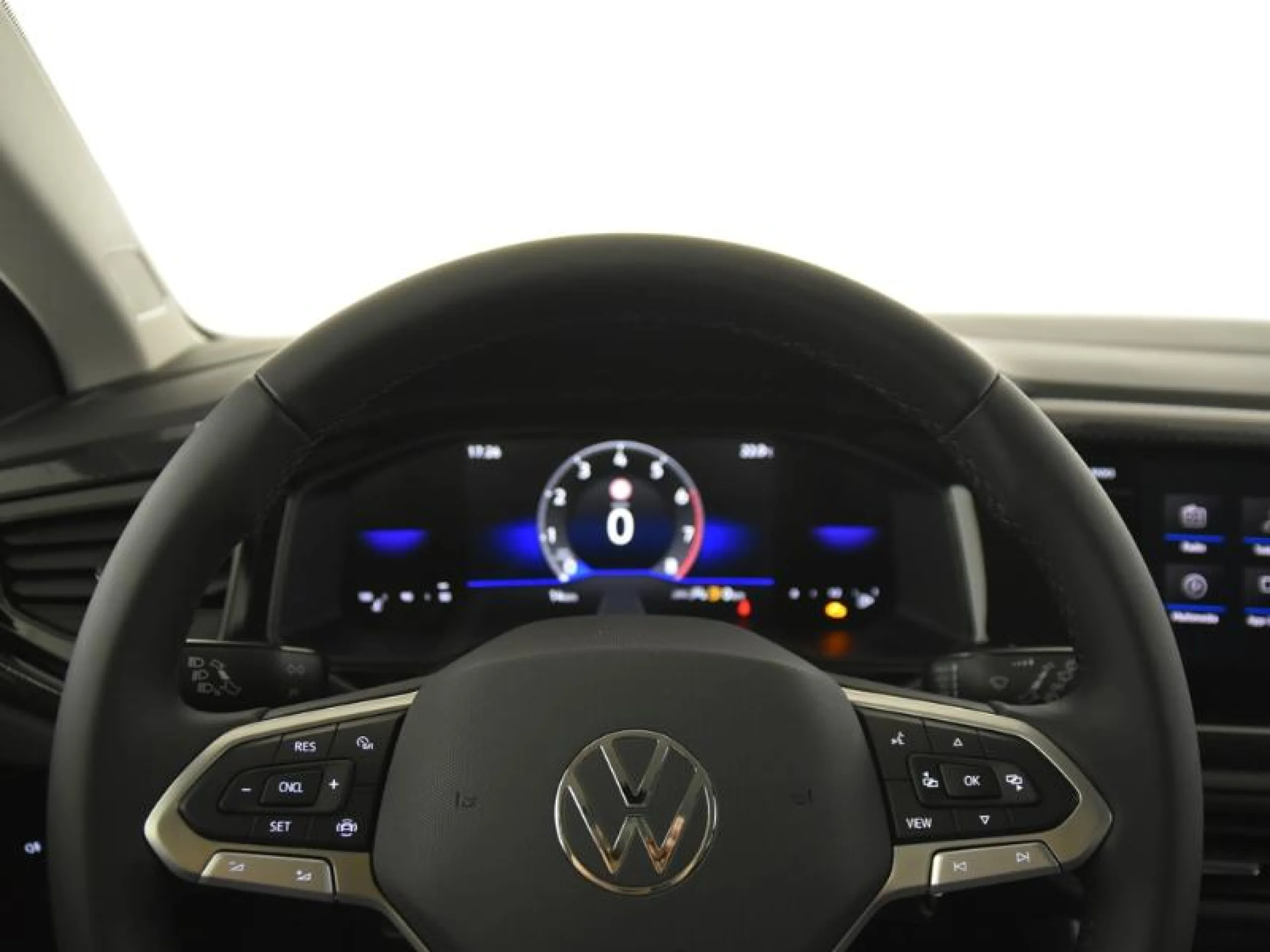 VOLKSWAGEN POLO POLO MÁS 1.0 TSI 70 KW (95 CV)  5 VEL. - Foto 14