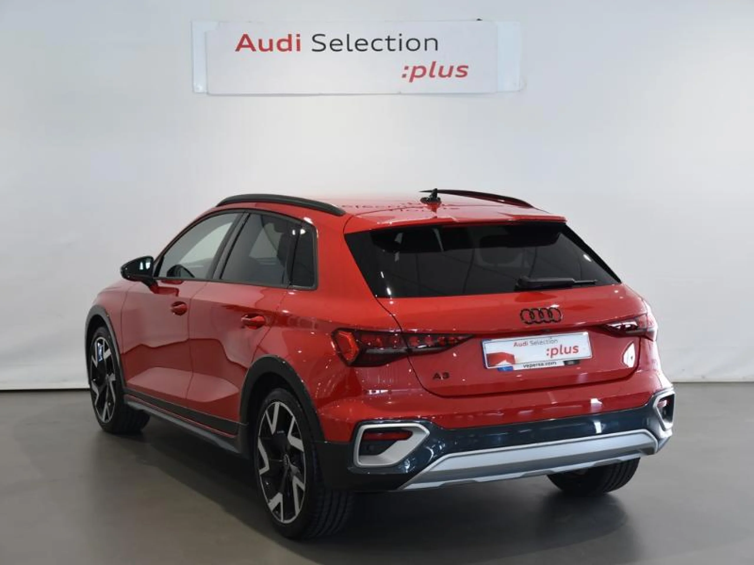 AUDI A3 ALLSTREET GENUINE 35 TDI 110KW S TRONIC - Foto 2