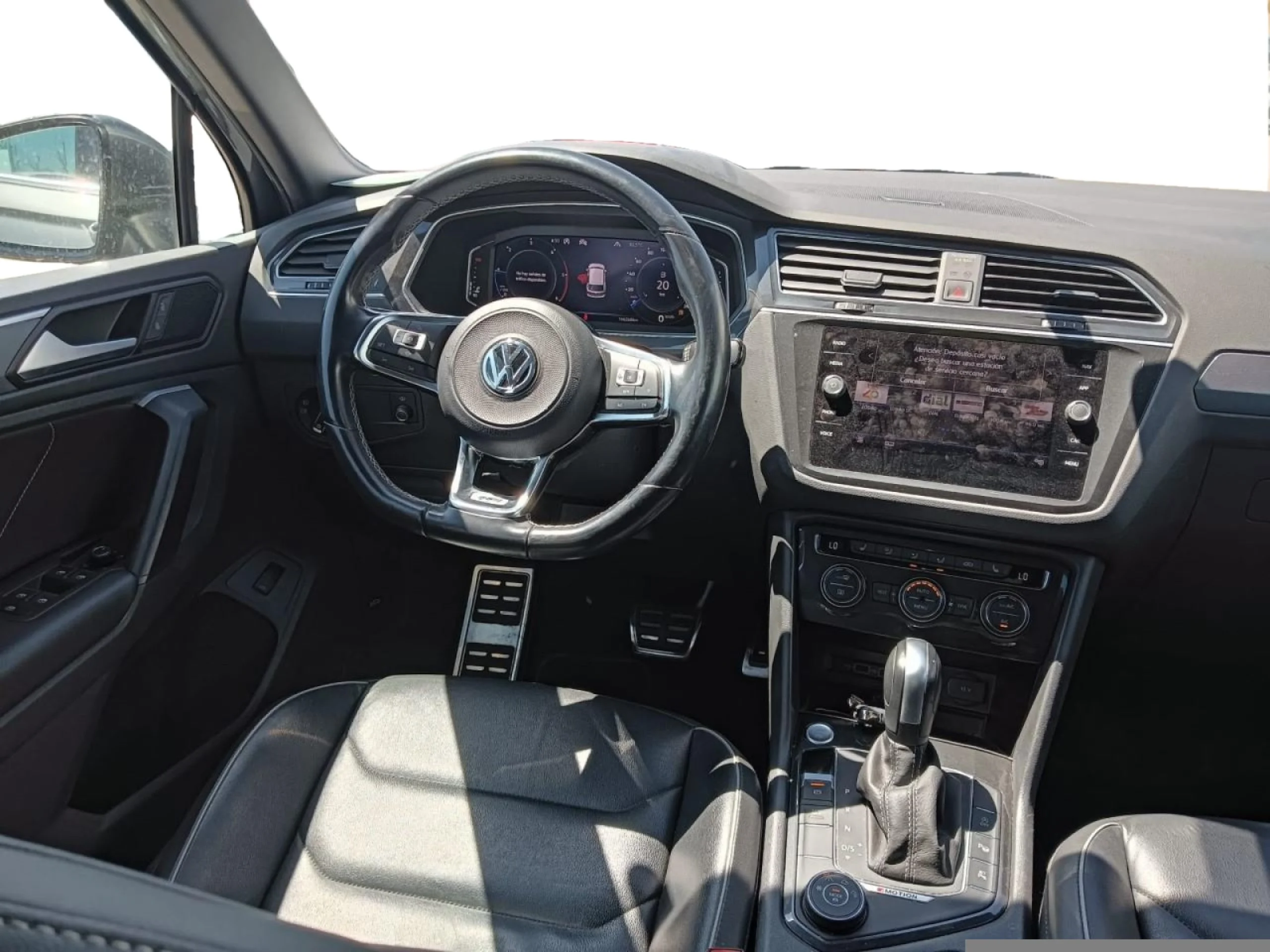 VOLKSWAGEN TIGUAN SPORT 2.0 TDI 140KW (190CV) 4MOTION DSG - Foto 3