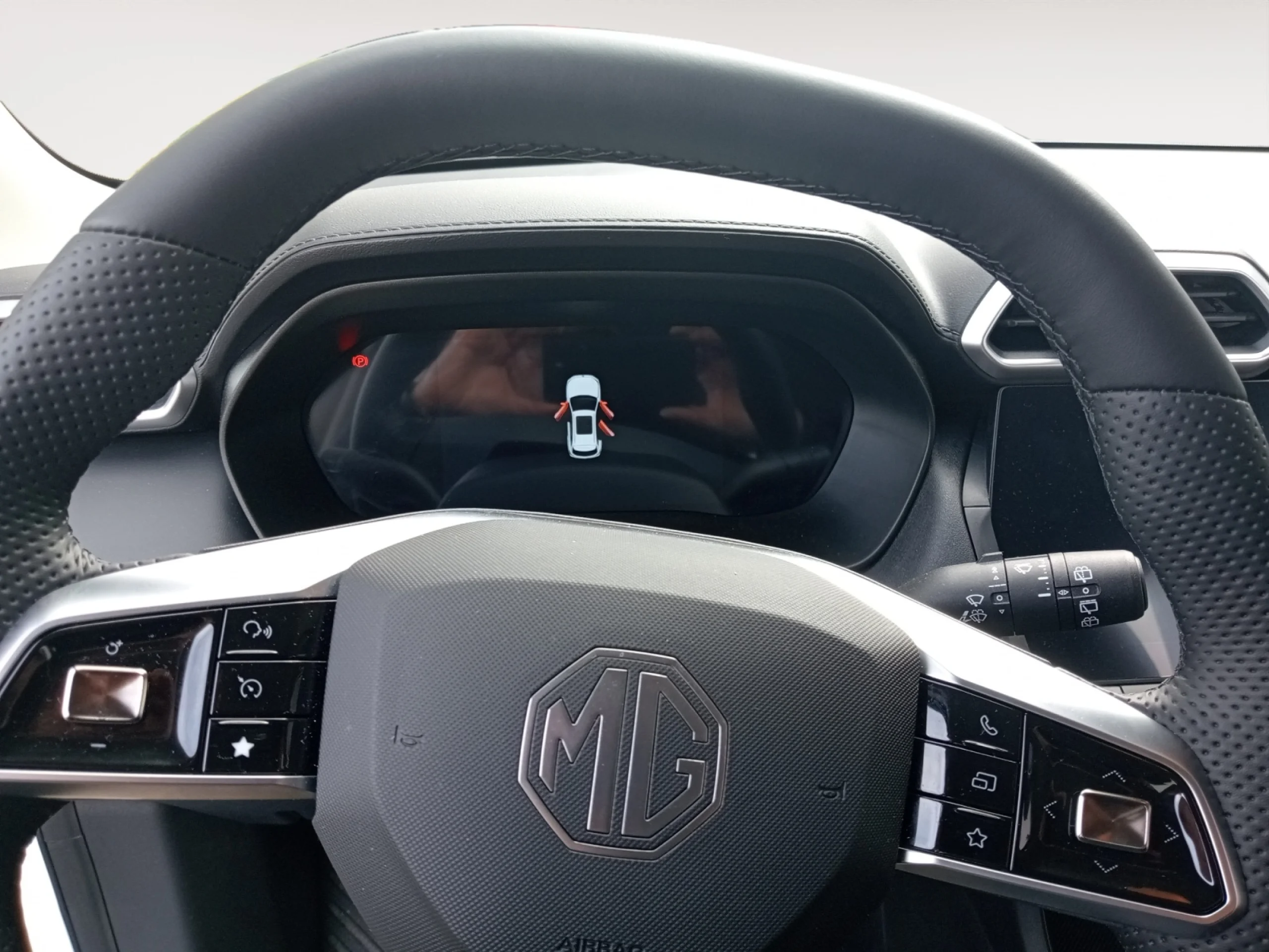 MG Zs 1.5 COMFORT - Foto 7