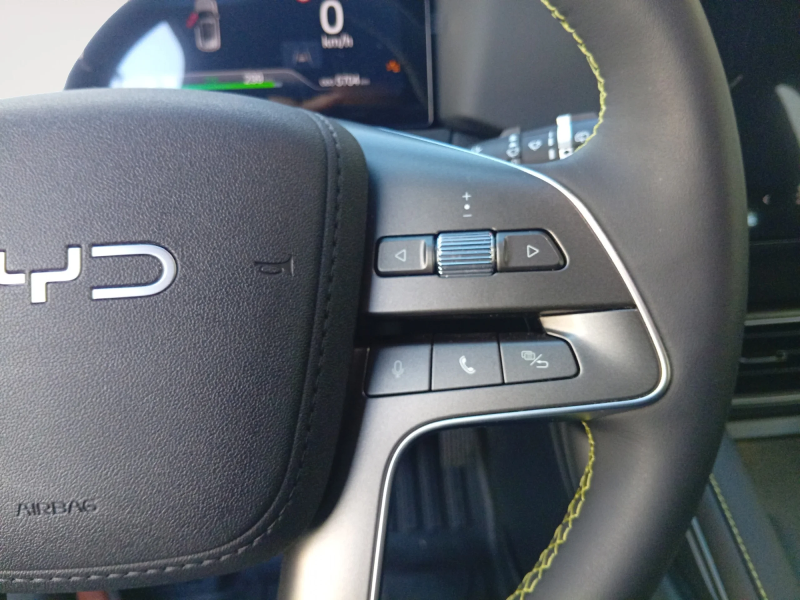 BYD ATTO 2 BOOST - Foto 6