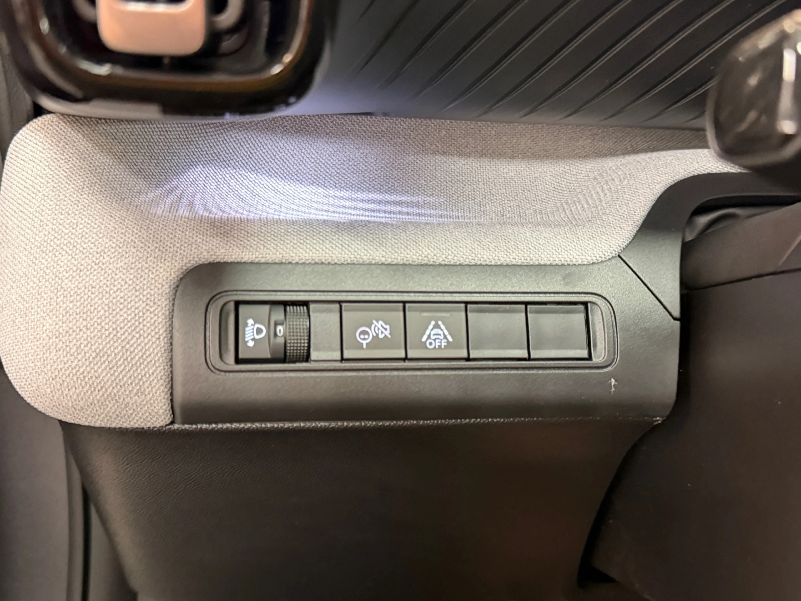 CITROEN C3 AIRCROSS HYBRID 145 Ë DCS6 PLUS - Foto 13