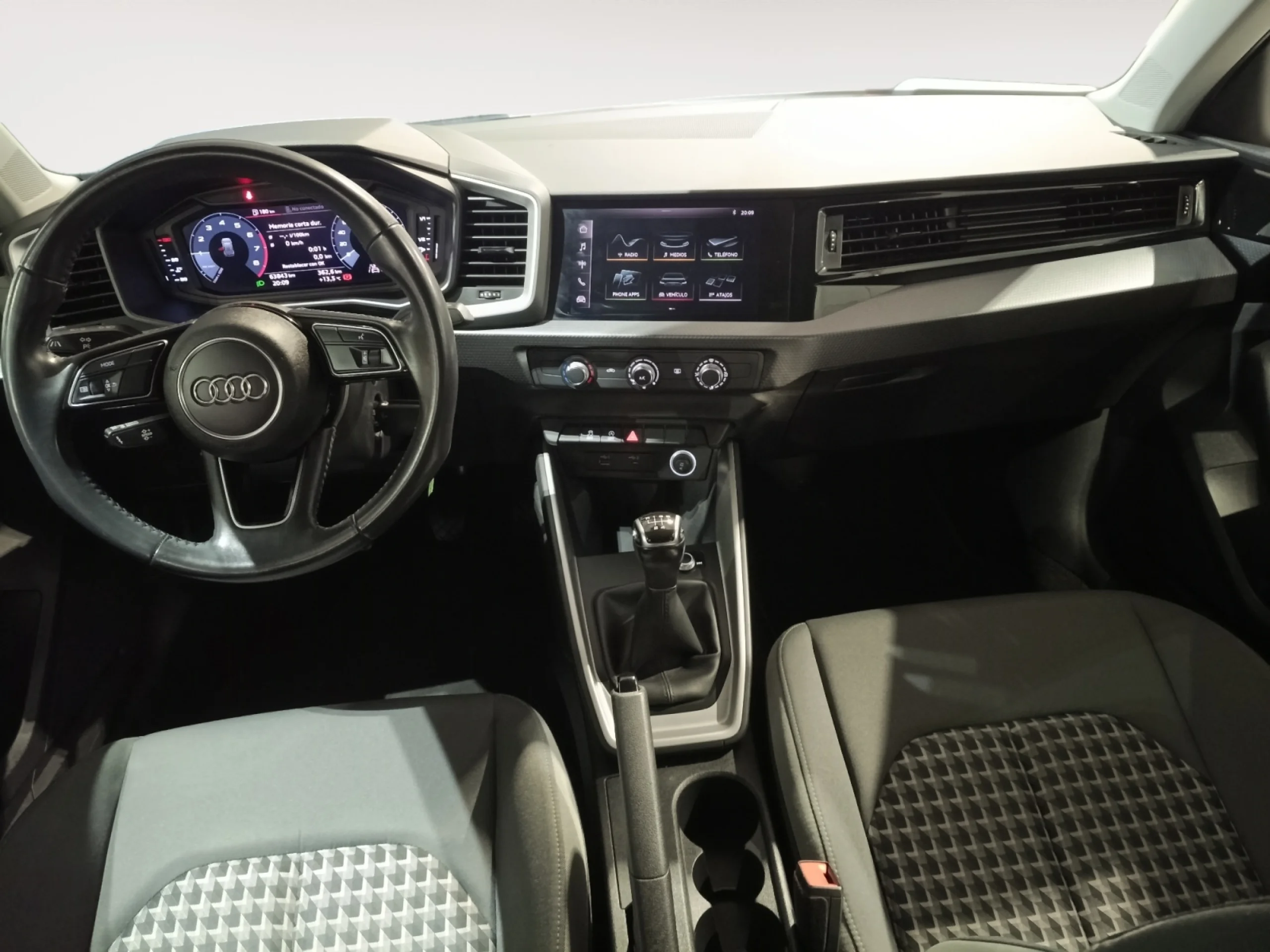 AUDI A1 25 TFSI 70KW (95CV) SPORTBACK - Foto 4