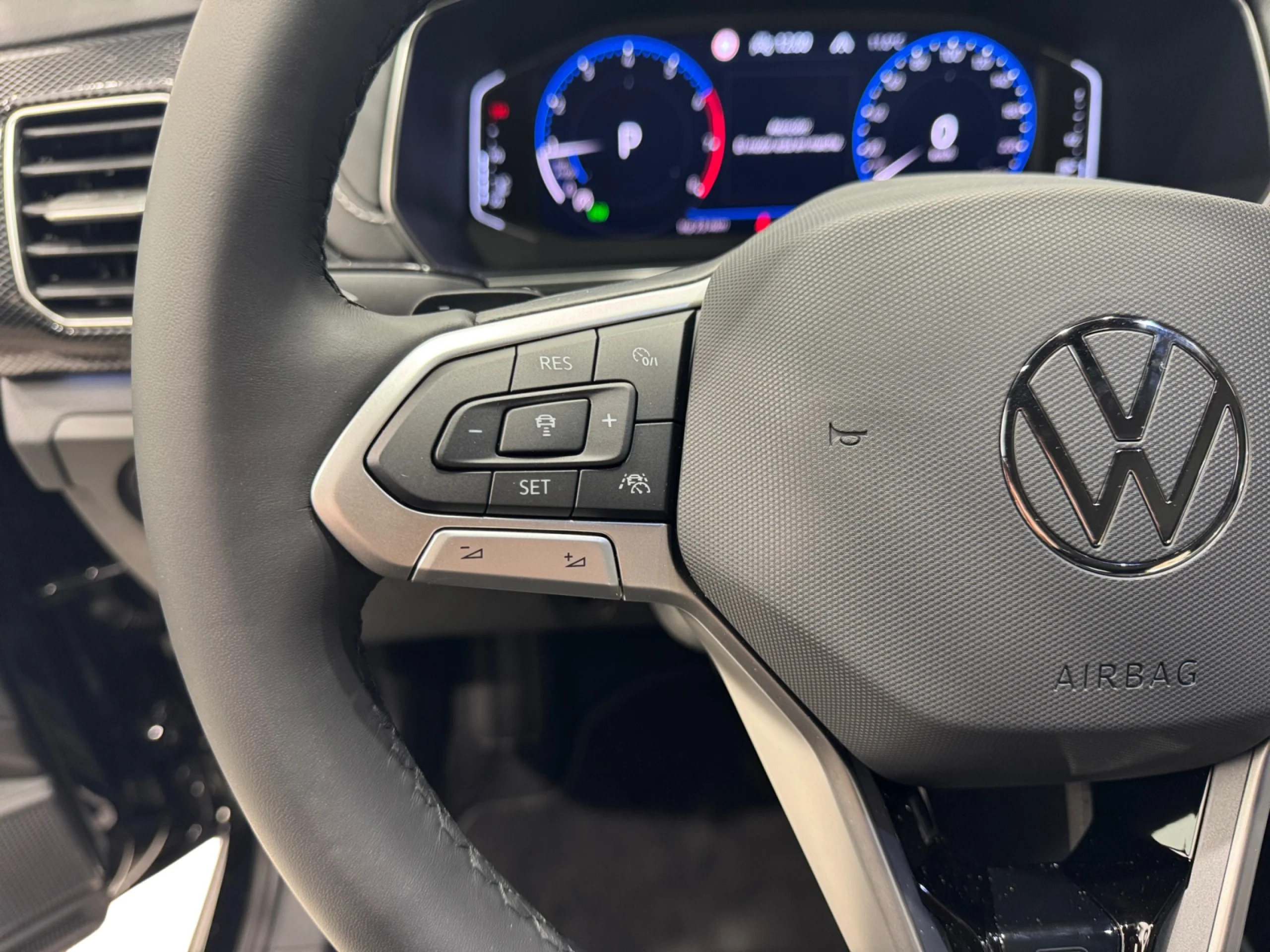 VOLKSWAGEN T CROSS R LINE 1.5 TSI 110KW (150CV) DSG - Foto 11