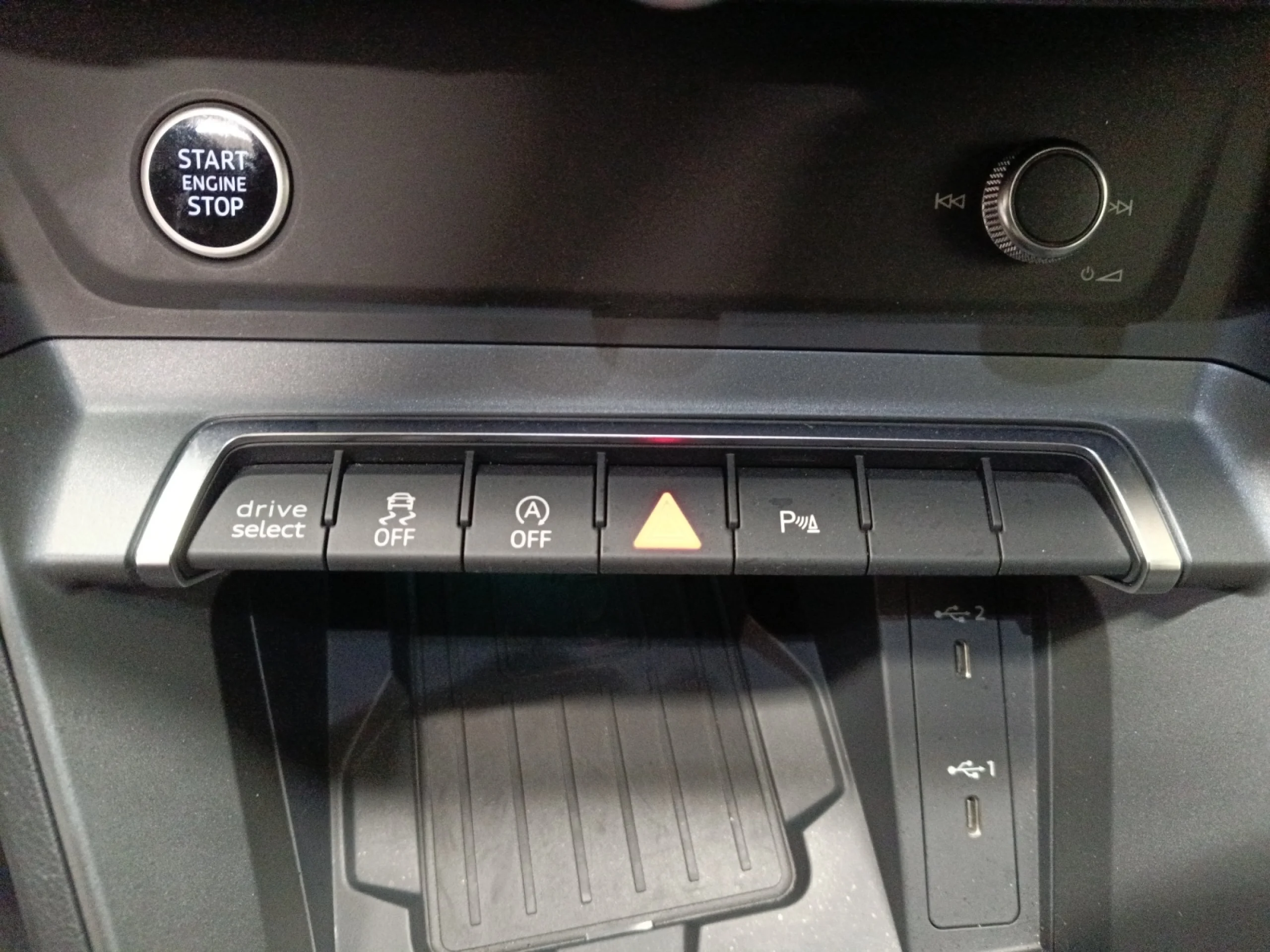 AUDI Q3 BLACK LINE 35 TDI 110KW (150CV) S TRONIC - Foto 13