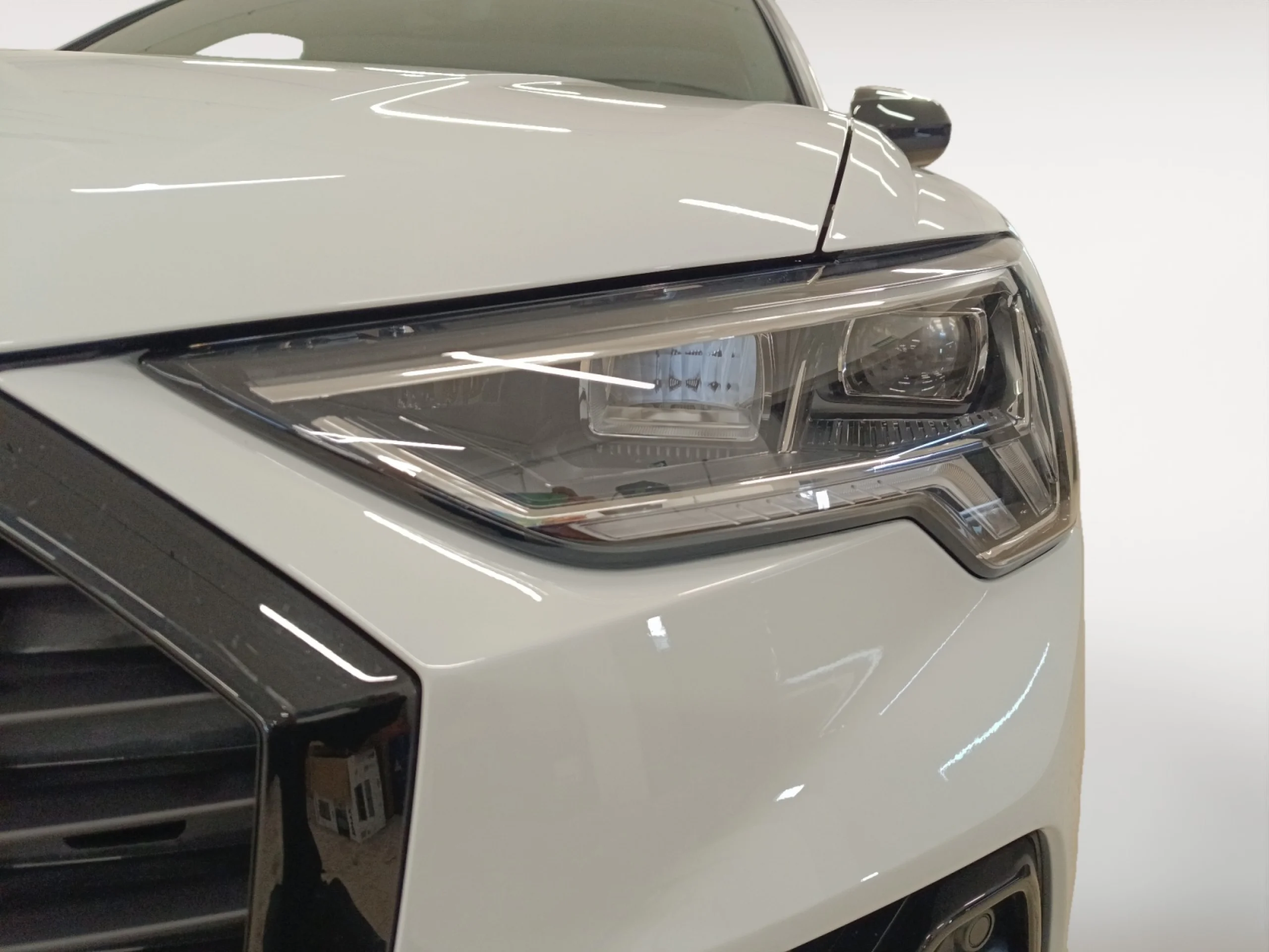 AUDI Q3 BLACK LINE 35 TDI 110KW (150CV) S TRONIC - Foto 21