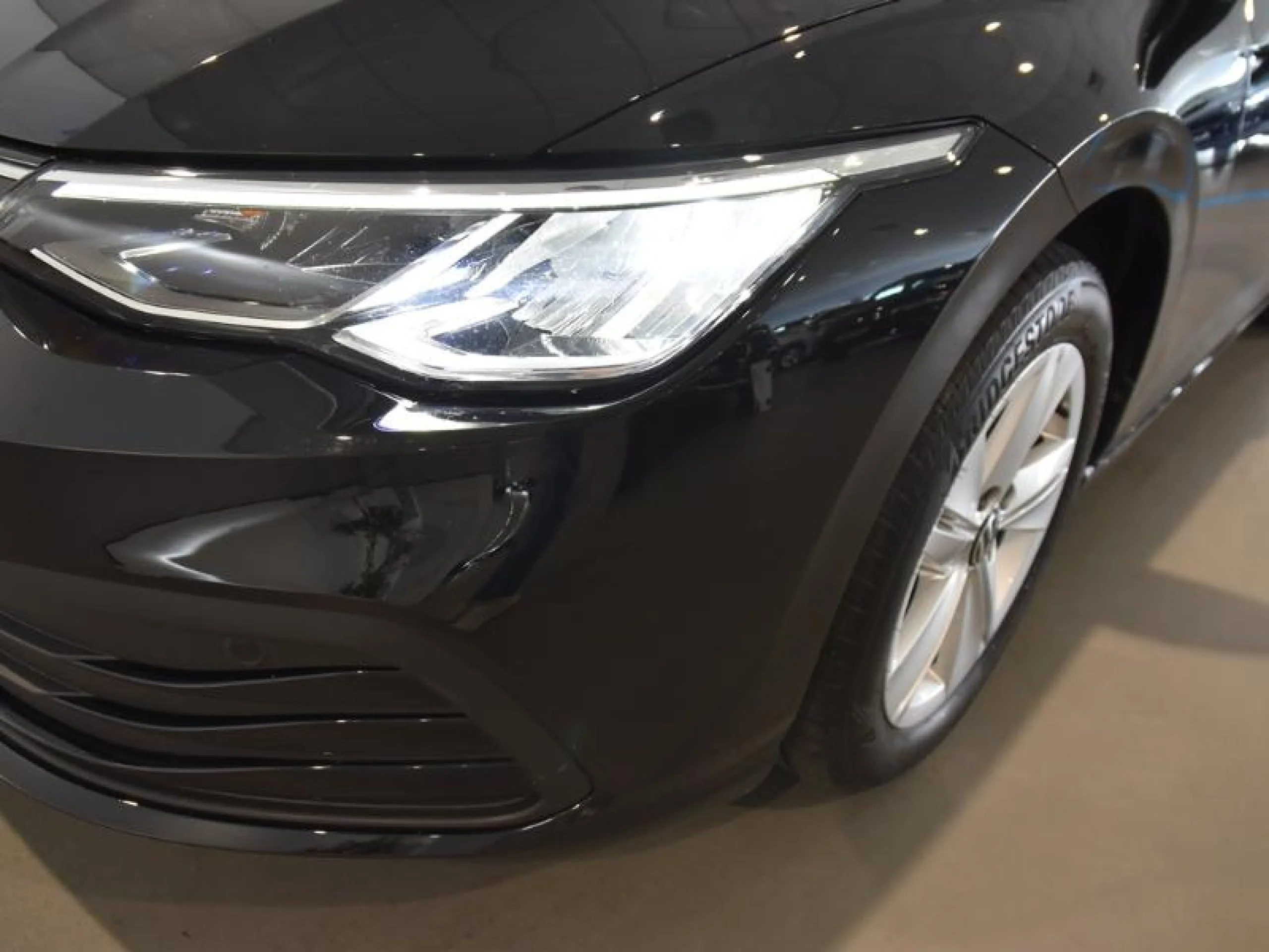 VOLKSWAGEN GOLF 1.0 ETSI 81KW (110CV) DSG - Foto 16