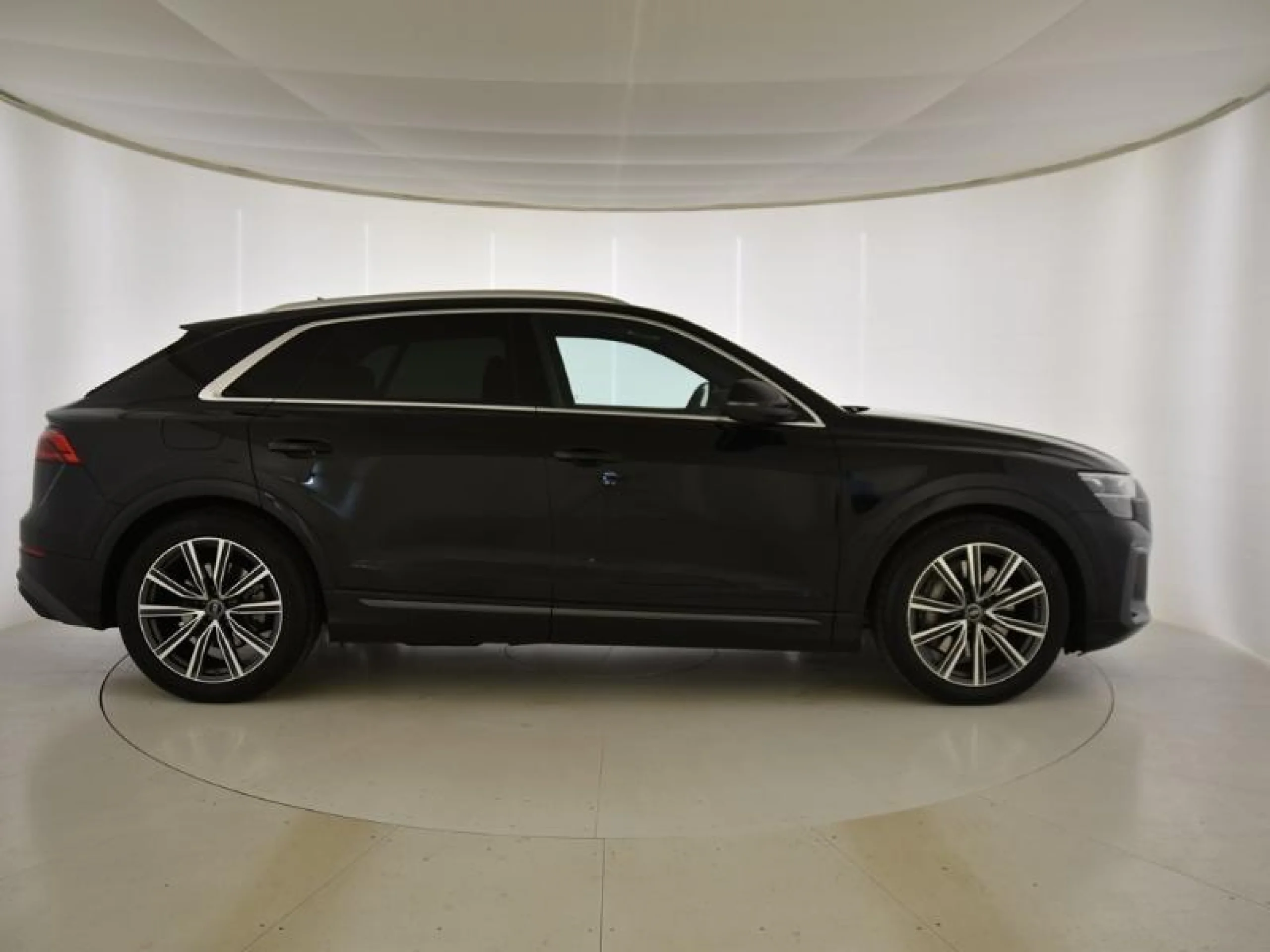 AUDI Q8 BLACK LINE 55 TFSIE 290KW QUATTRO TIPTRO - Foto 3