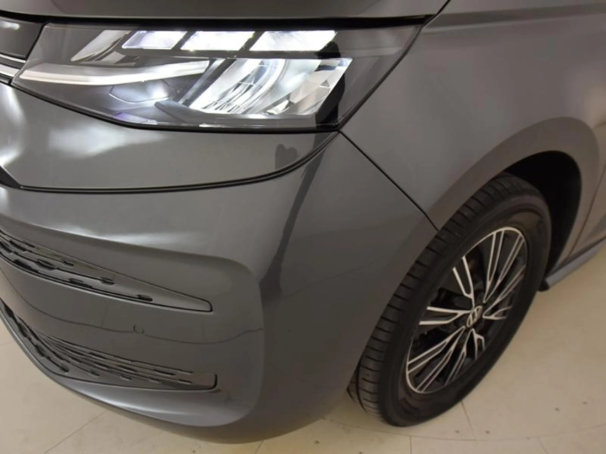 VOLKSWAGEN Multivan MULTIVAN 2.0 TDI110KW (150CV) LIFE DSG 6 VEL. - Foto 18