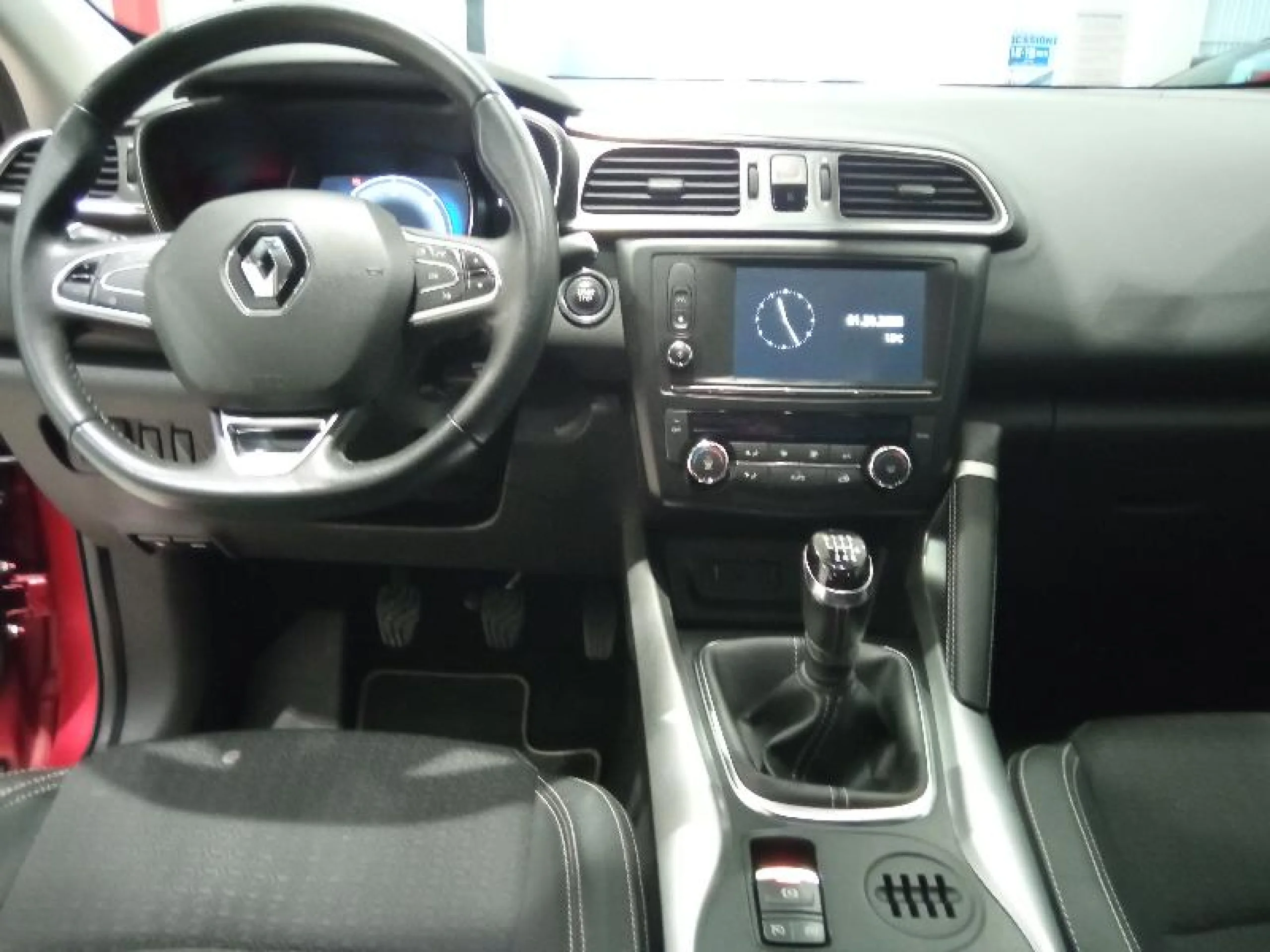 RENAULT KADJAR ZEN ENERGY DCI 96KW (130CV) - Foto 3