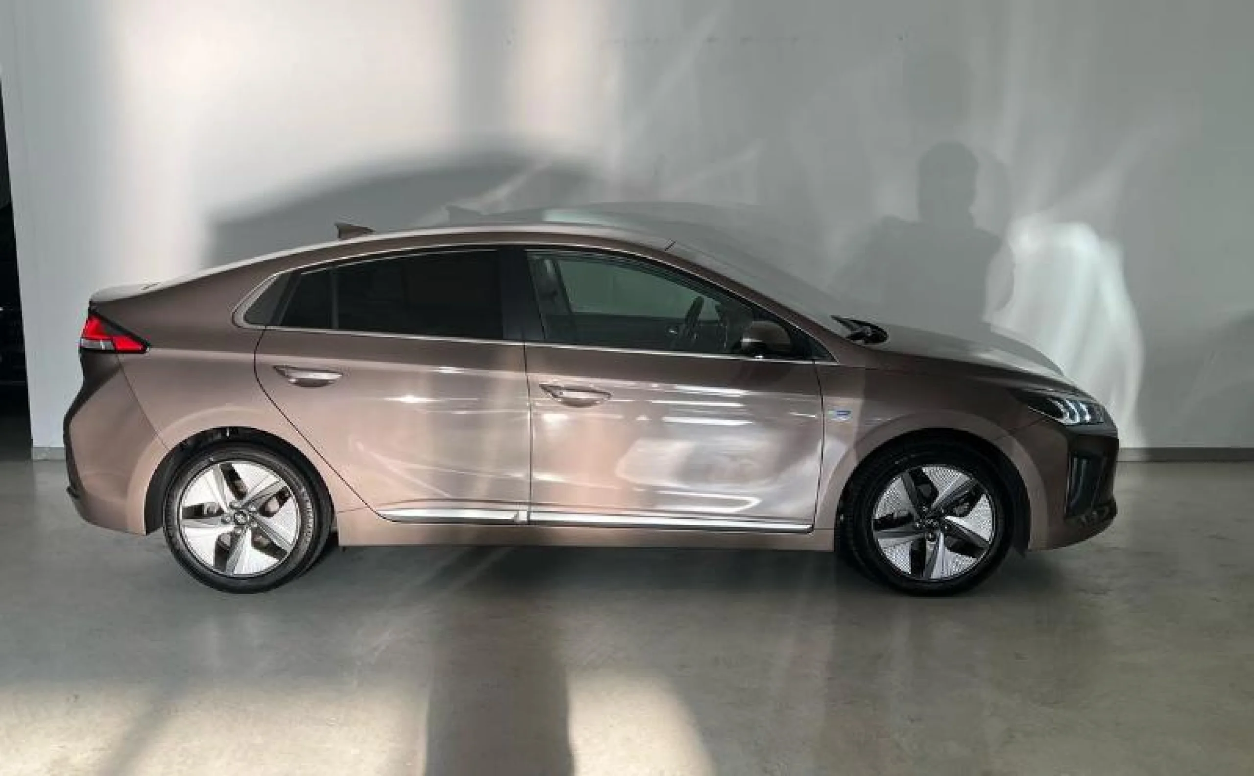 HYUNDAI IONIQ 1.6 GDI HEV TECNO DT - Foto 3