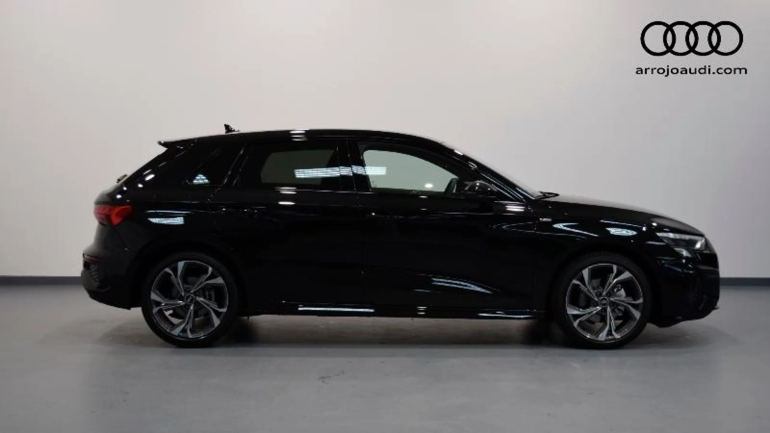 AUDI A3 SPORTBACK BLACK LINE 35 TDI 110KW(150CV) - Foto 3