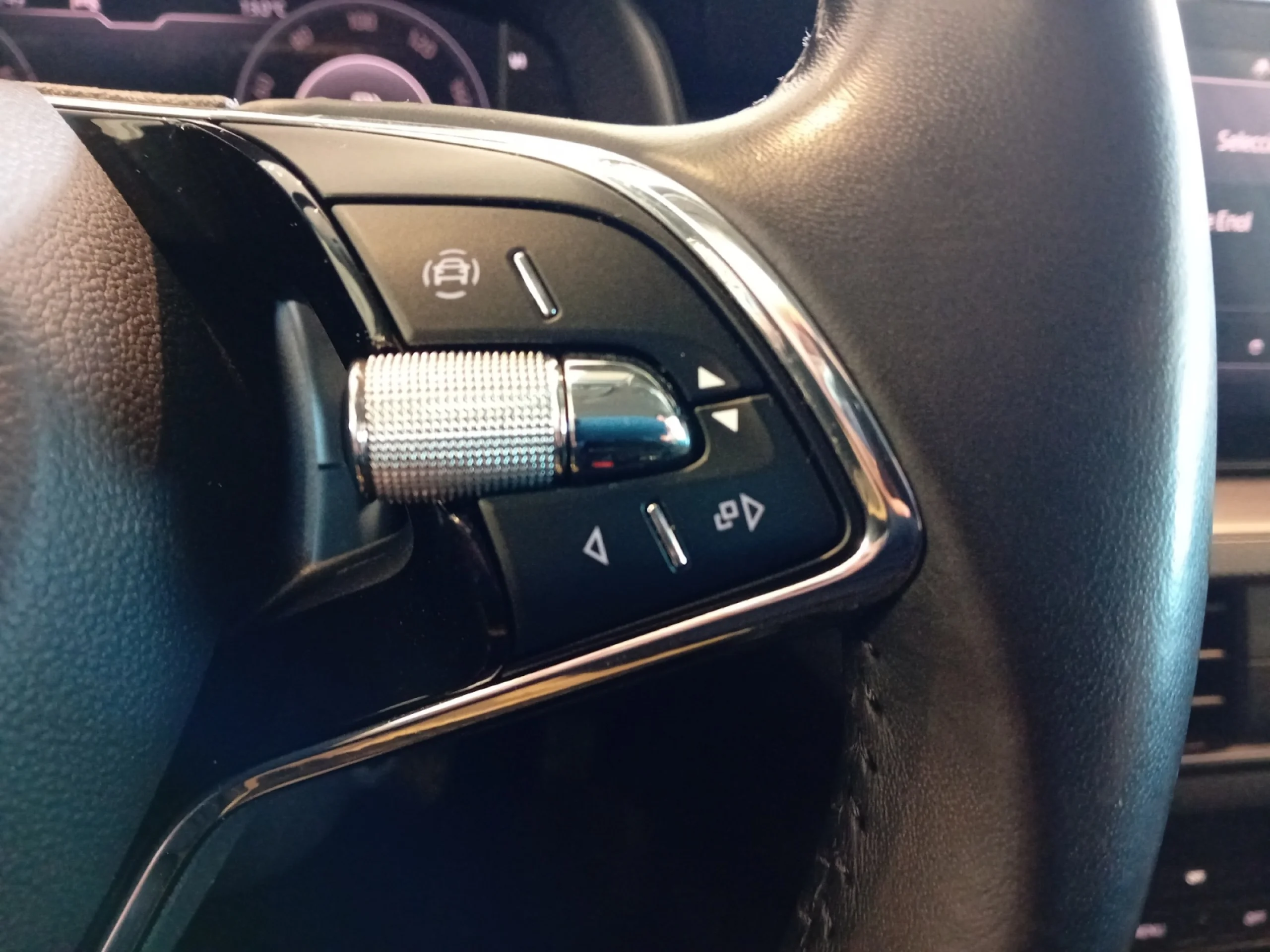 SKODA KAMIQ 1.0 TSI 81KW (110CV) DSG AMBITION - Foto 16