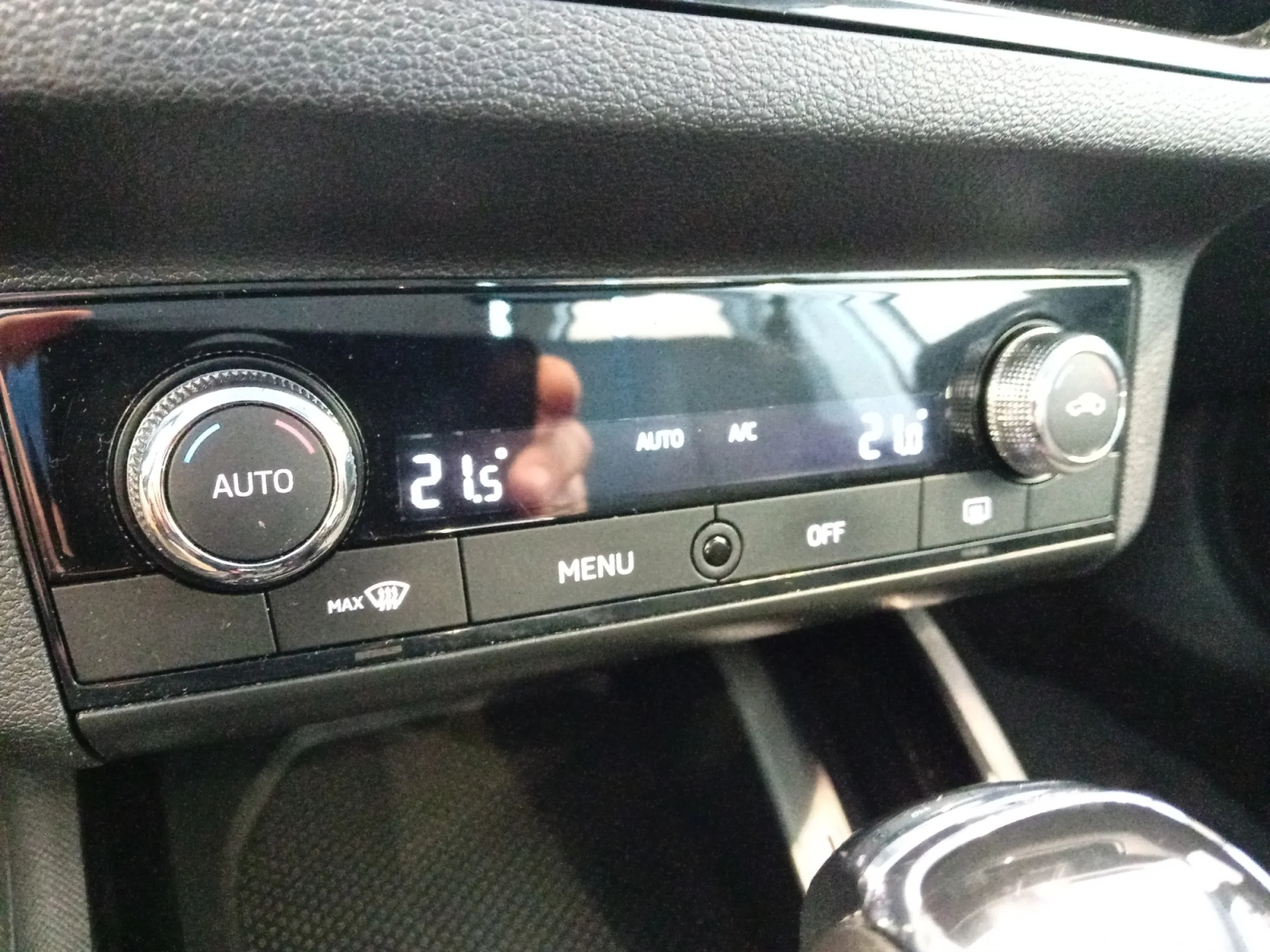 SKODA KAMIQ 1.0 TSI 81KW (110CV) DSG AMBITION - Foto 17