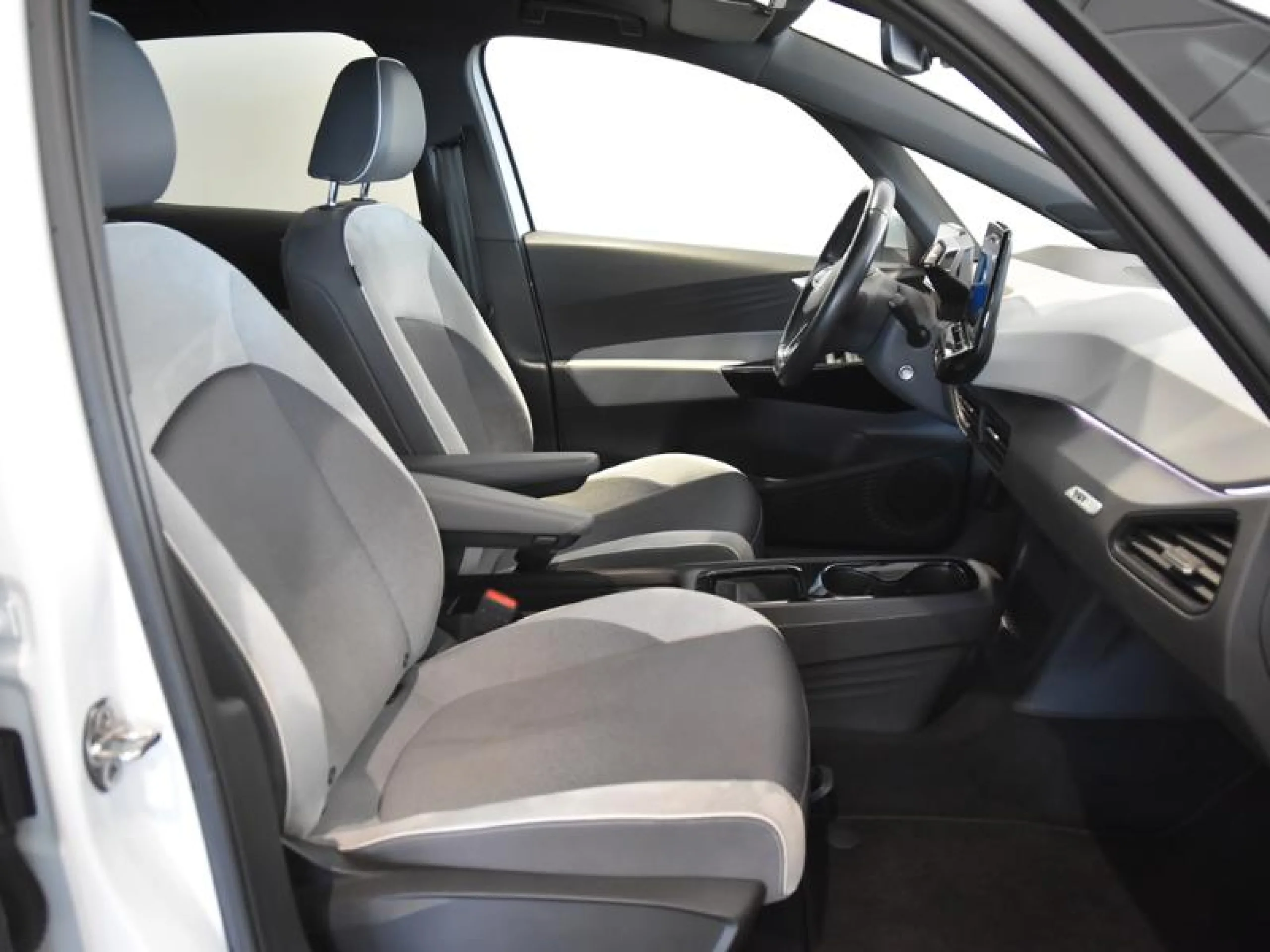 VOLKSWAGEN ID.3 PRO PERFORMANCE 150KW(205CV) AUTOMÁTICO - Foto 5