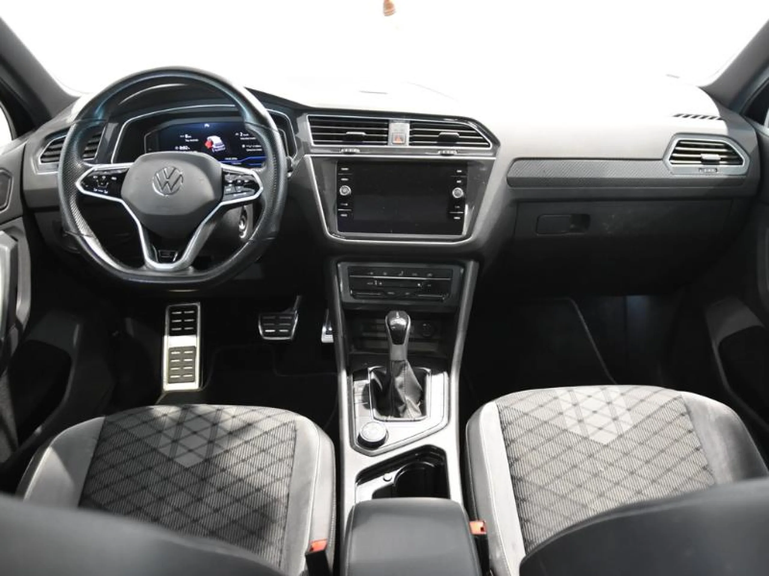 VOLKSWAGEN TIGUAN R LINE 2.0 TDI 110KW (150CV) DSG 4MOTION - Foto 4