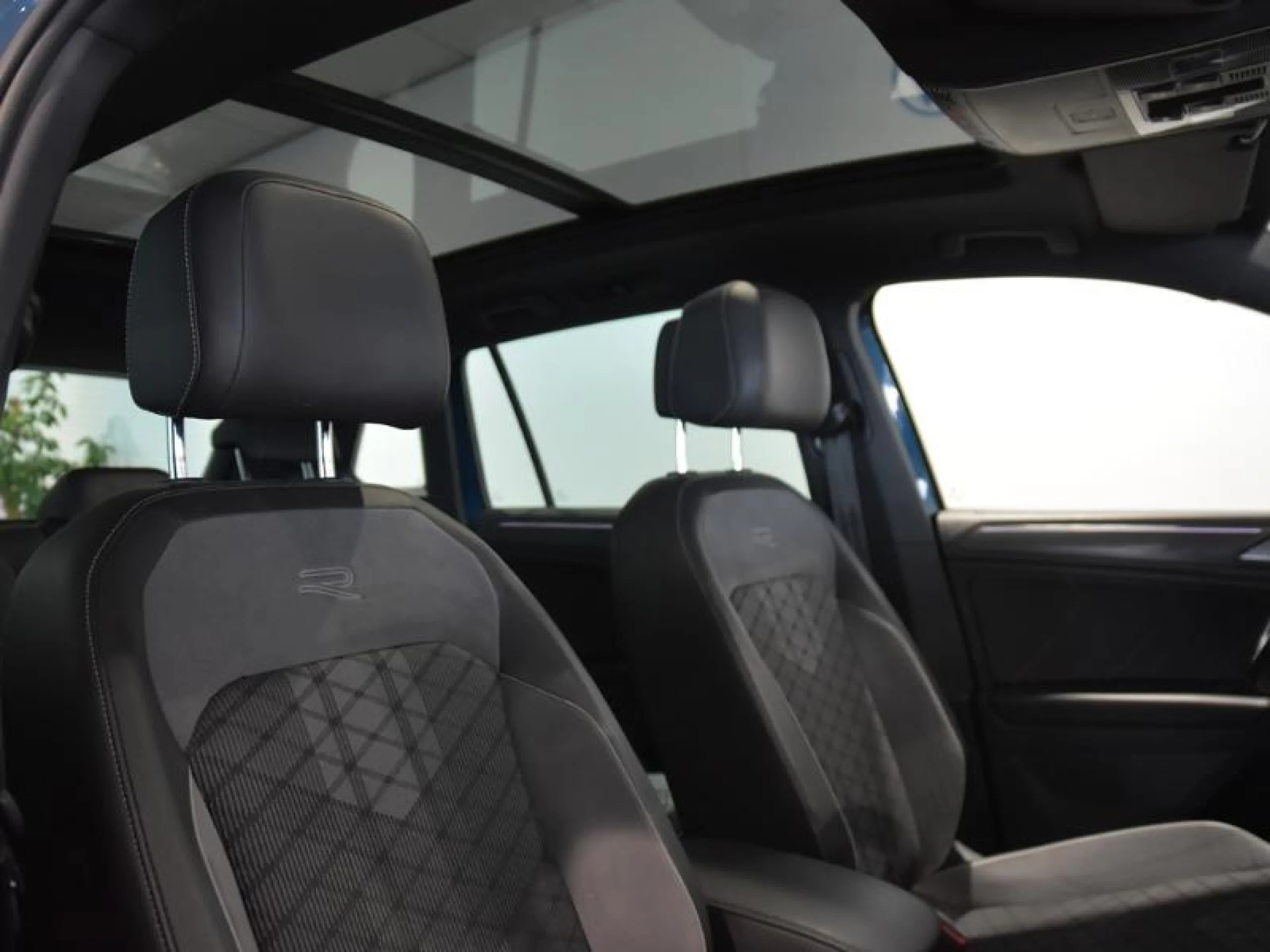 VOLKSWAGEN TIGUAN R LINE 2.0 TDI 110KW (150CV) DSG 4MOTION - Foto 9