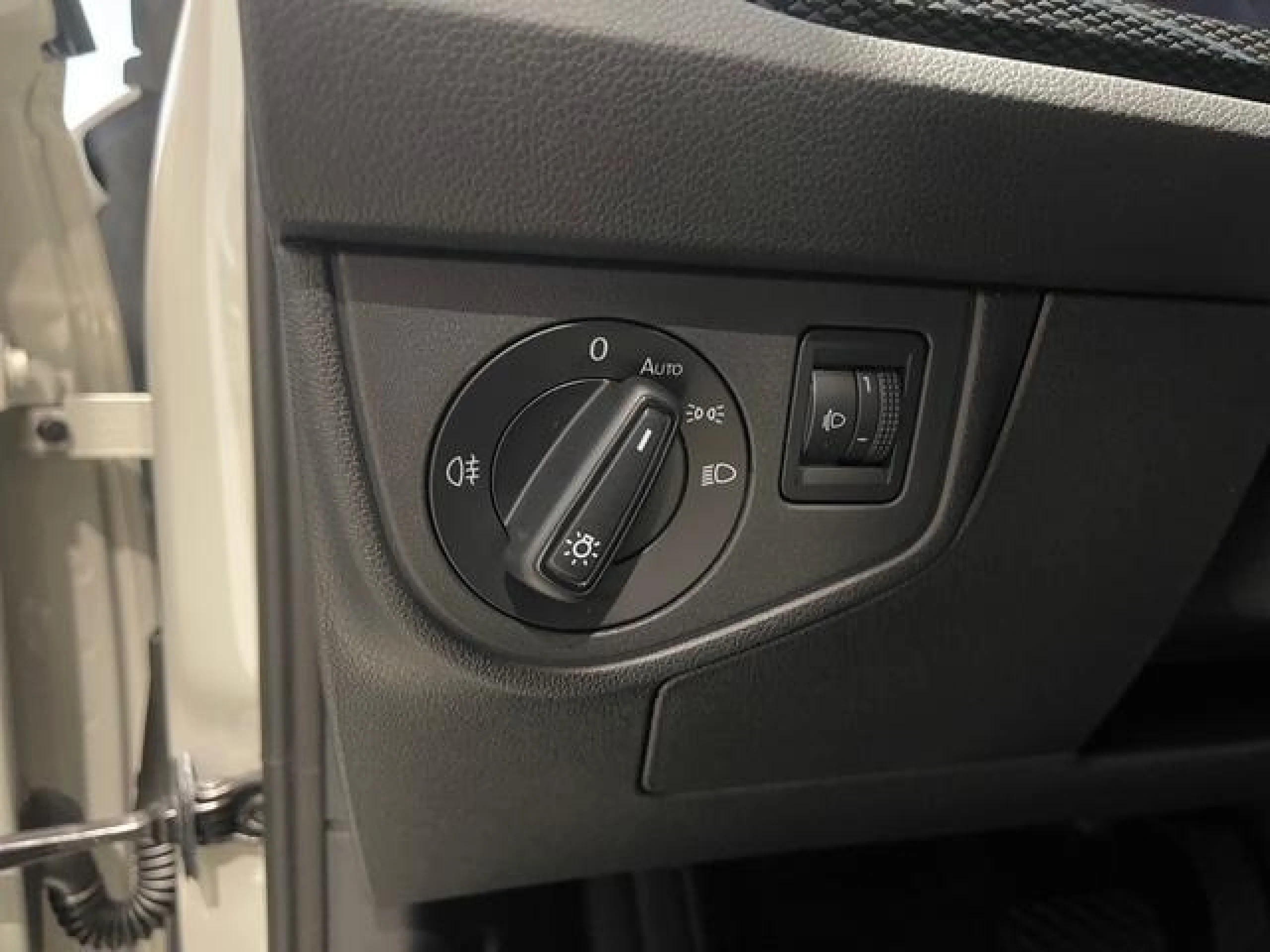 VOLKSWAGEN POLO POLO M S 1.0 TSI 70 KW (95 CV)  AUTOM TICO DSG 7 VEL. - Foto 13