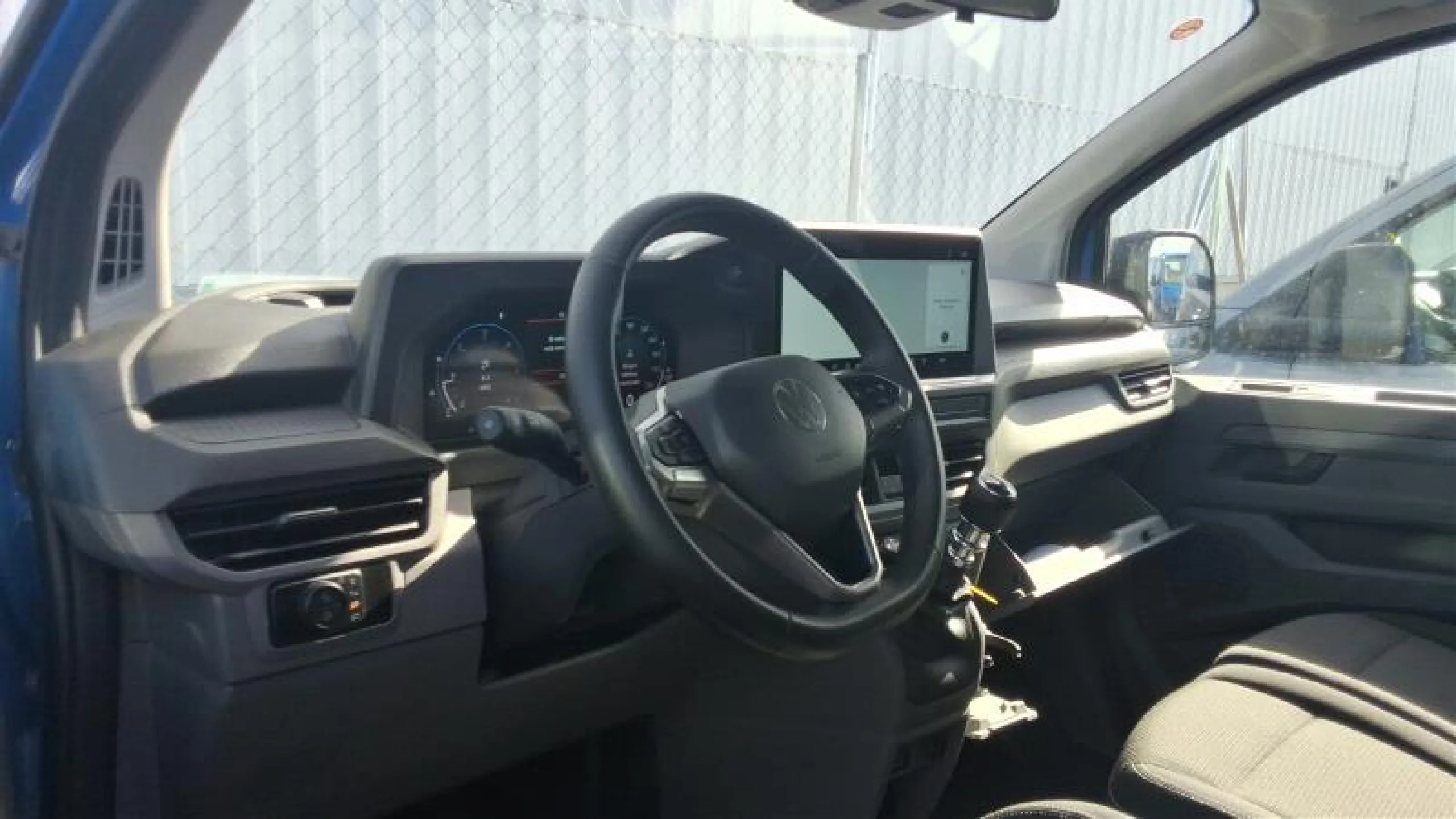 VOLKSWAGEN CARAVELLE CORTA 2.0 TDI 81 KW (110 CV) 6 VE - Foto 3