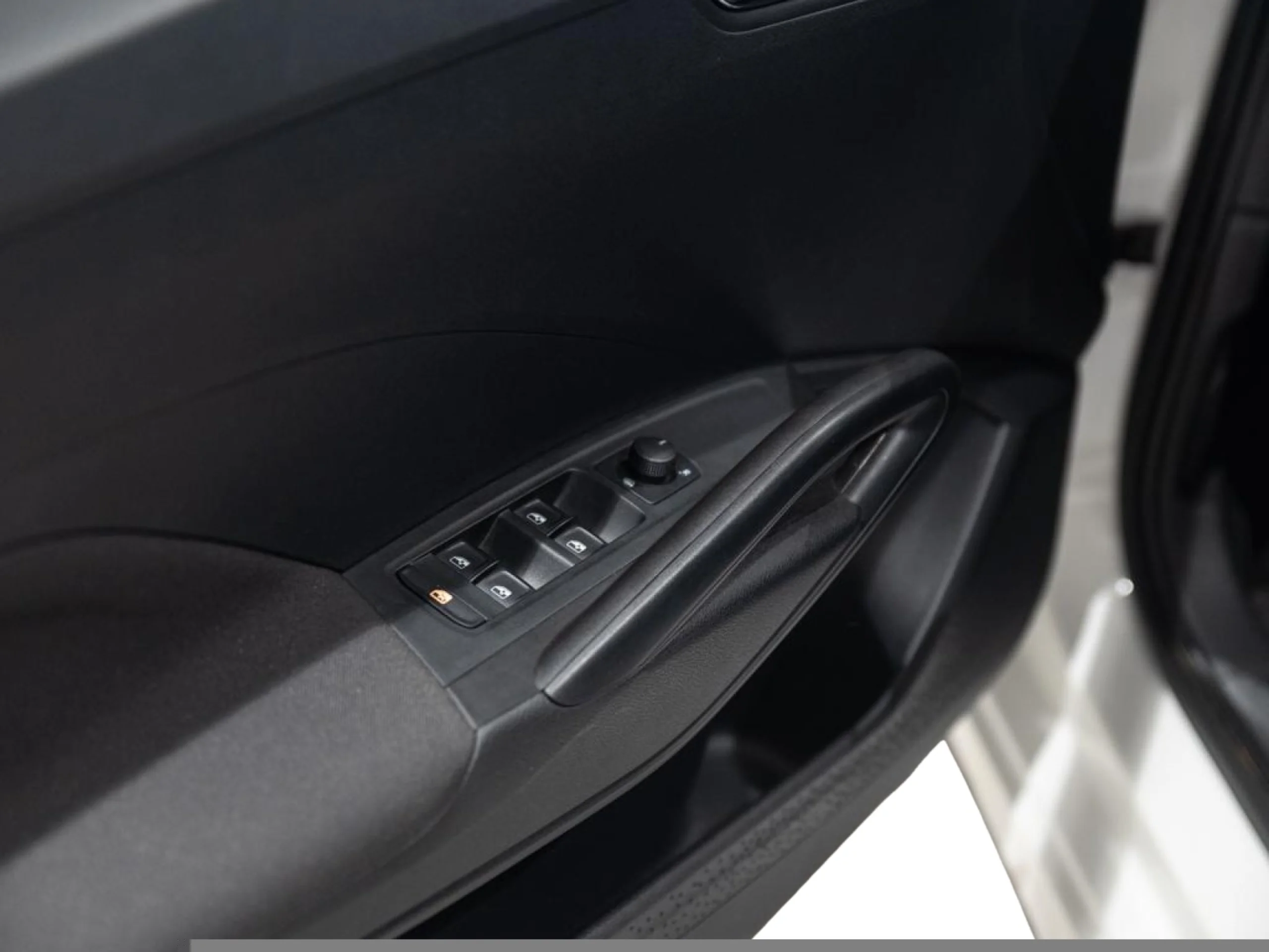 SKODA FABIA 1.0 MPI 59KW (80CV) SELECTION - Foto 9