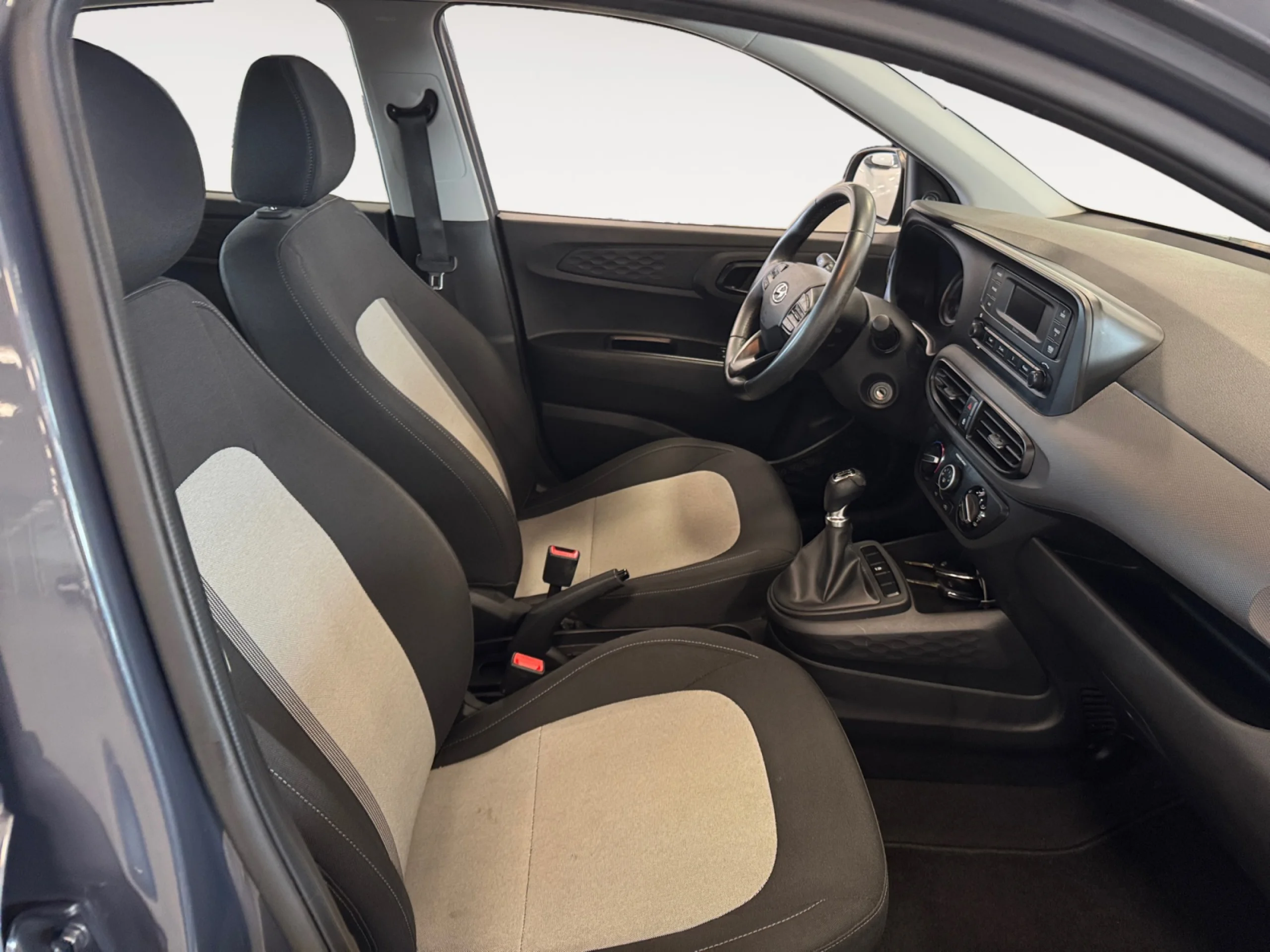 HYUNDAI I10 1.0 ESSENCE - Foto 3