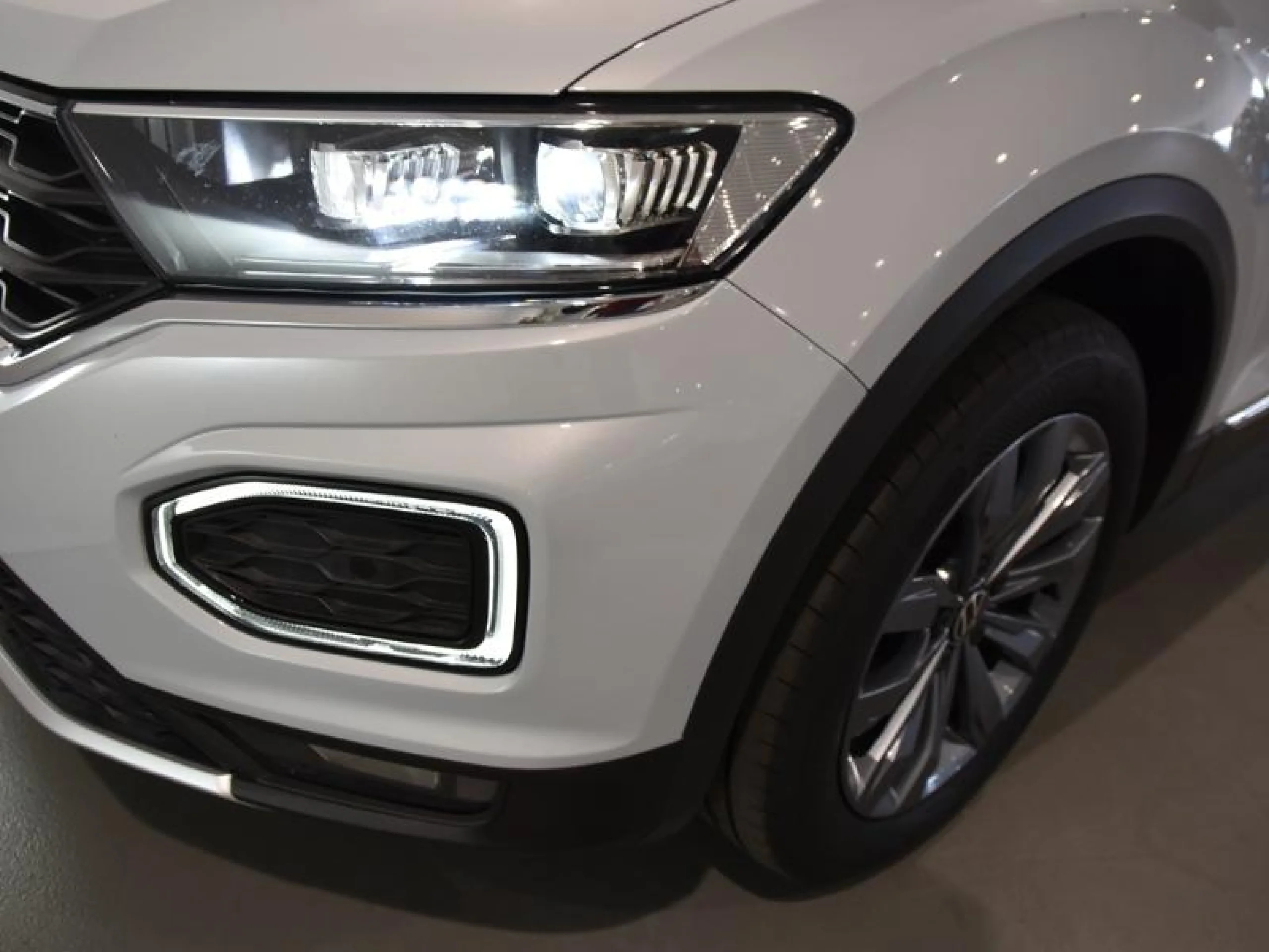 VOLKSWAGEN T ROC SPORT 1.5 TSI 110KW (150CV) - Foto 18