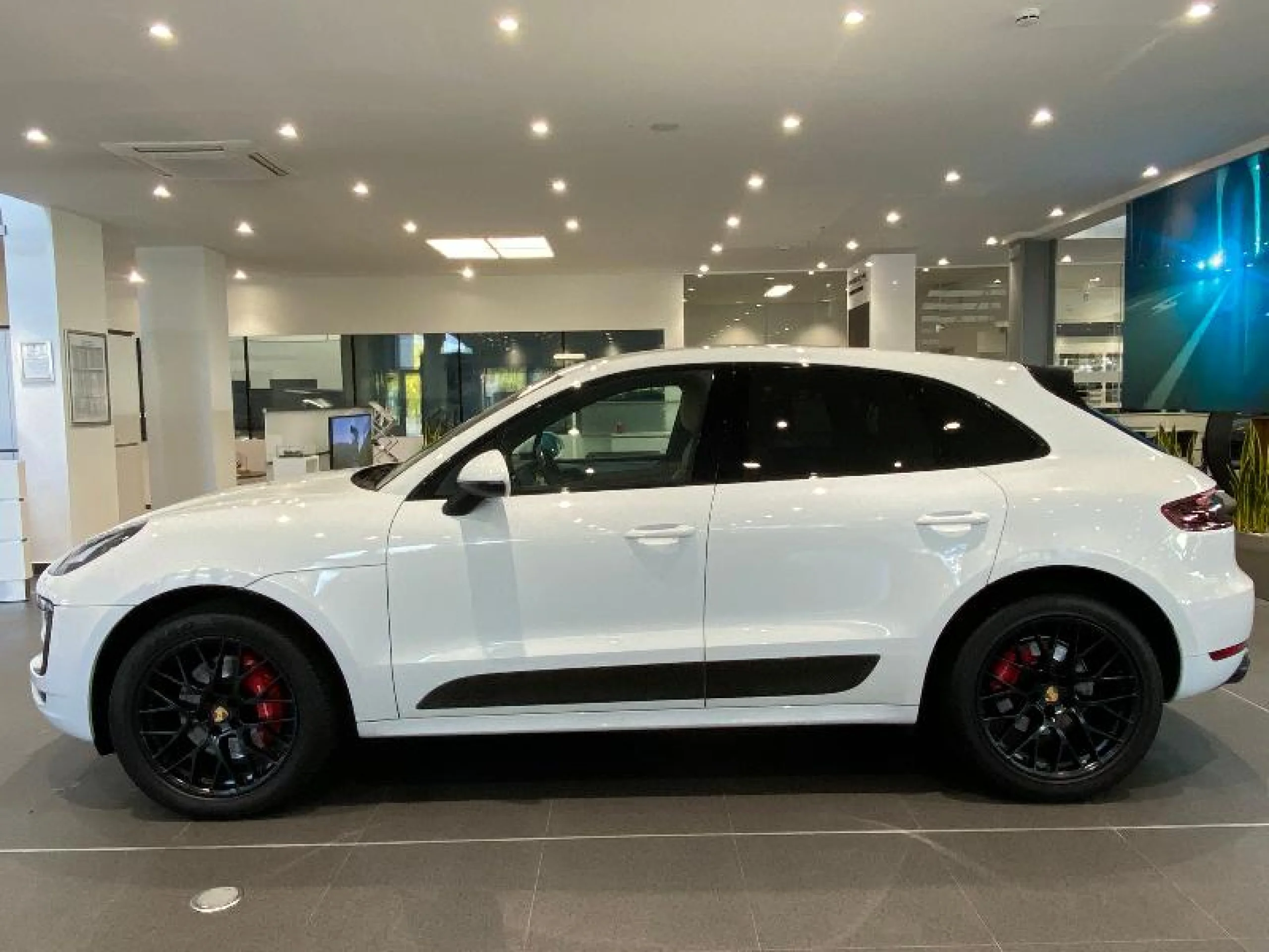 PORSCHE MACAN GTS - Foto 2