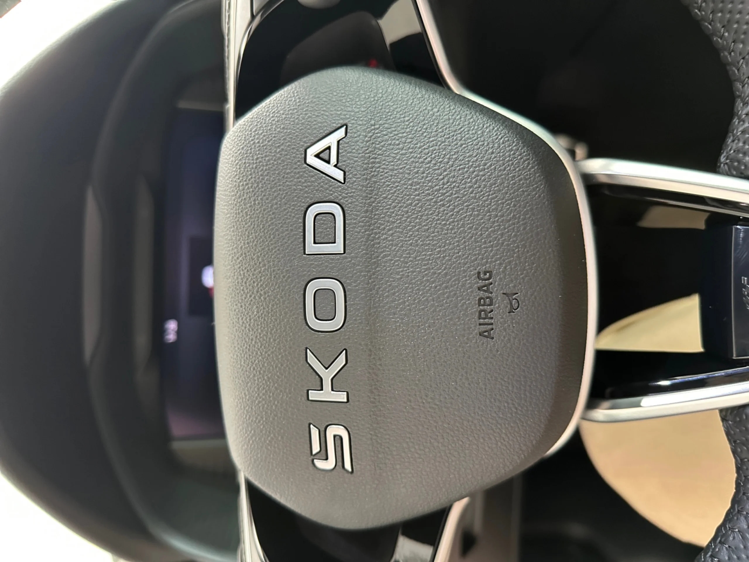 SKODA SCALA 1.5 TSI 110 KW (150 CV) DSG MONTE CARLO - Foto 9