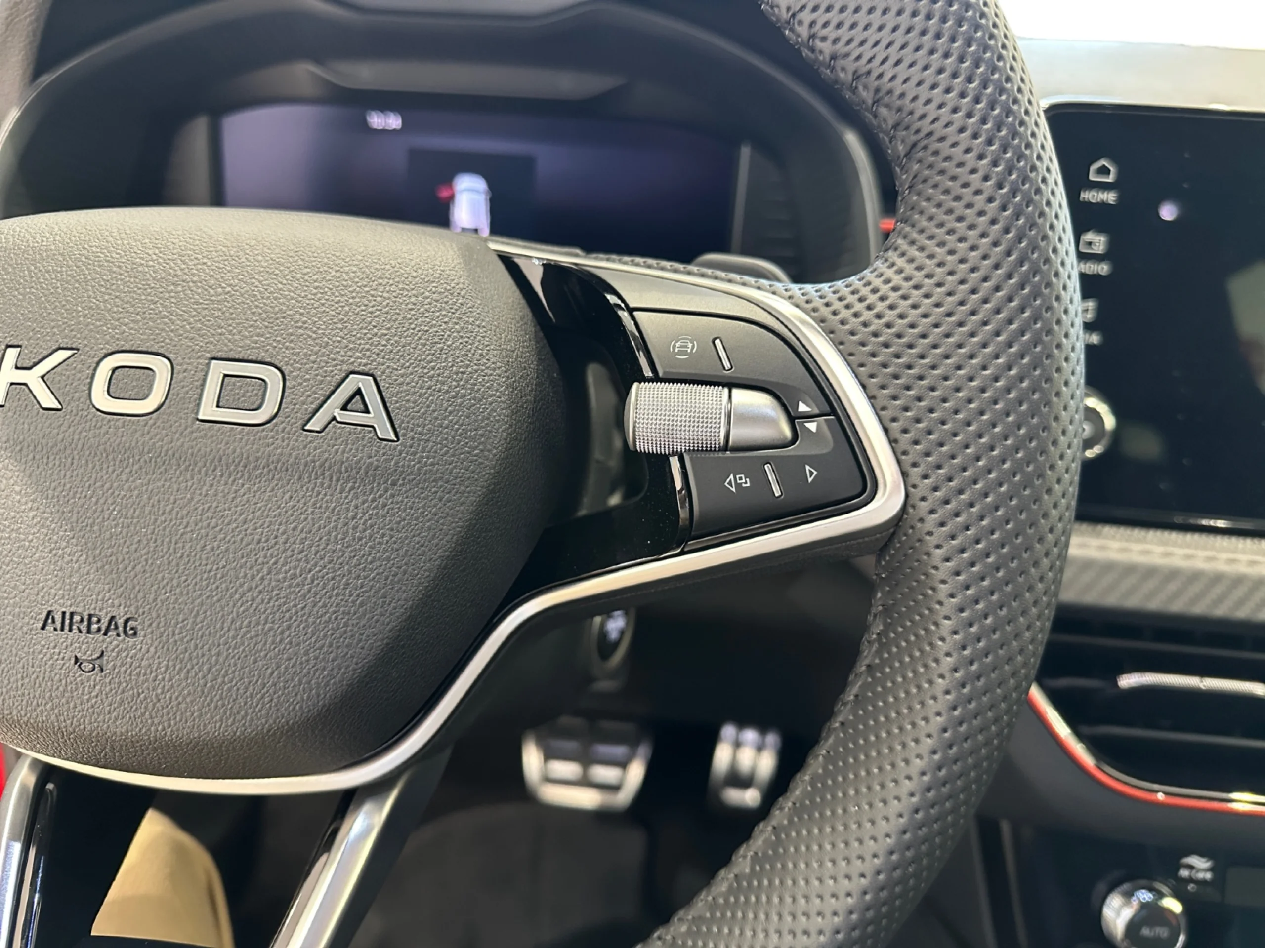 SKODA SCALA 1.5 TSI 110 KW (150 CV) DSG MONTE CARLO - Foto 10