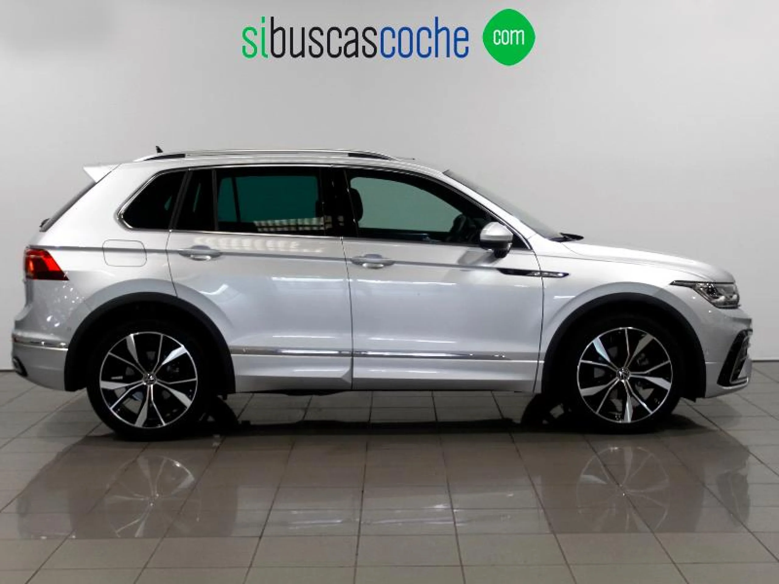 VOLKSWAGEN TIGUAN R LINE 2.0 TDI 110KW (150CV) DSG 4MOTION - Foto 3
