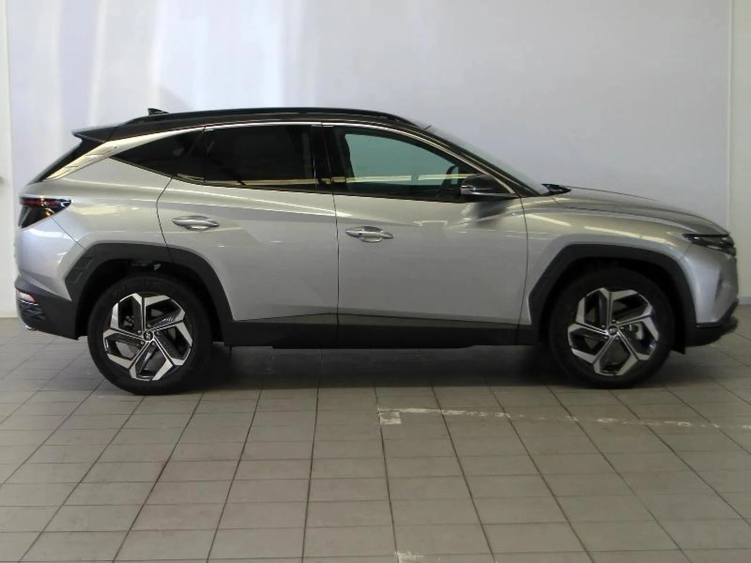 HYUNDAI TUCSON 1.6T 158KW (215CV) HEV AT TECNO SKY - Foto 4