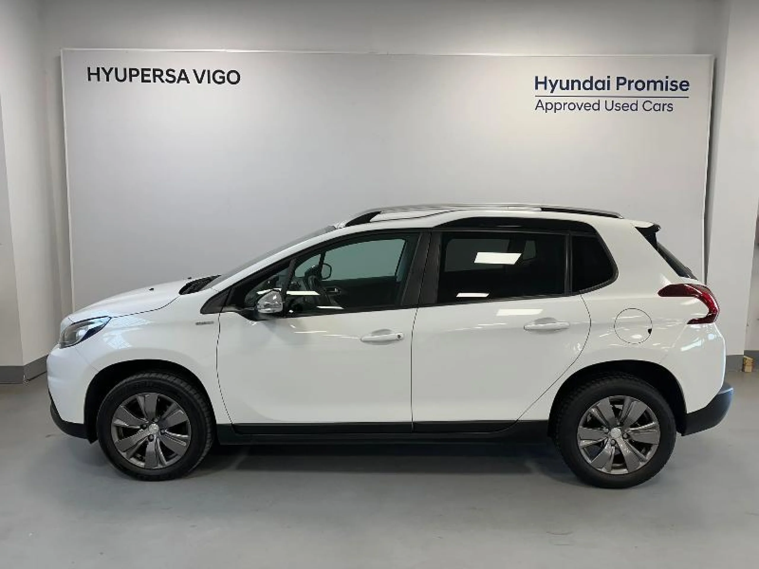 PEUGEOT 2008 STYLE 1.2L PURETECH 60KW (82CV) - Foto 2