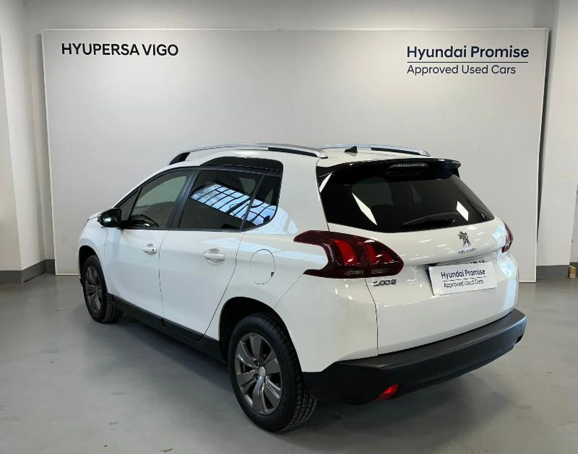 PEUGEOT 2008 STYLE 1.2L PURETECH 60KW (82CV) - Foto 3