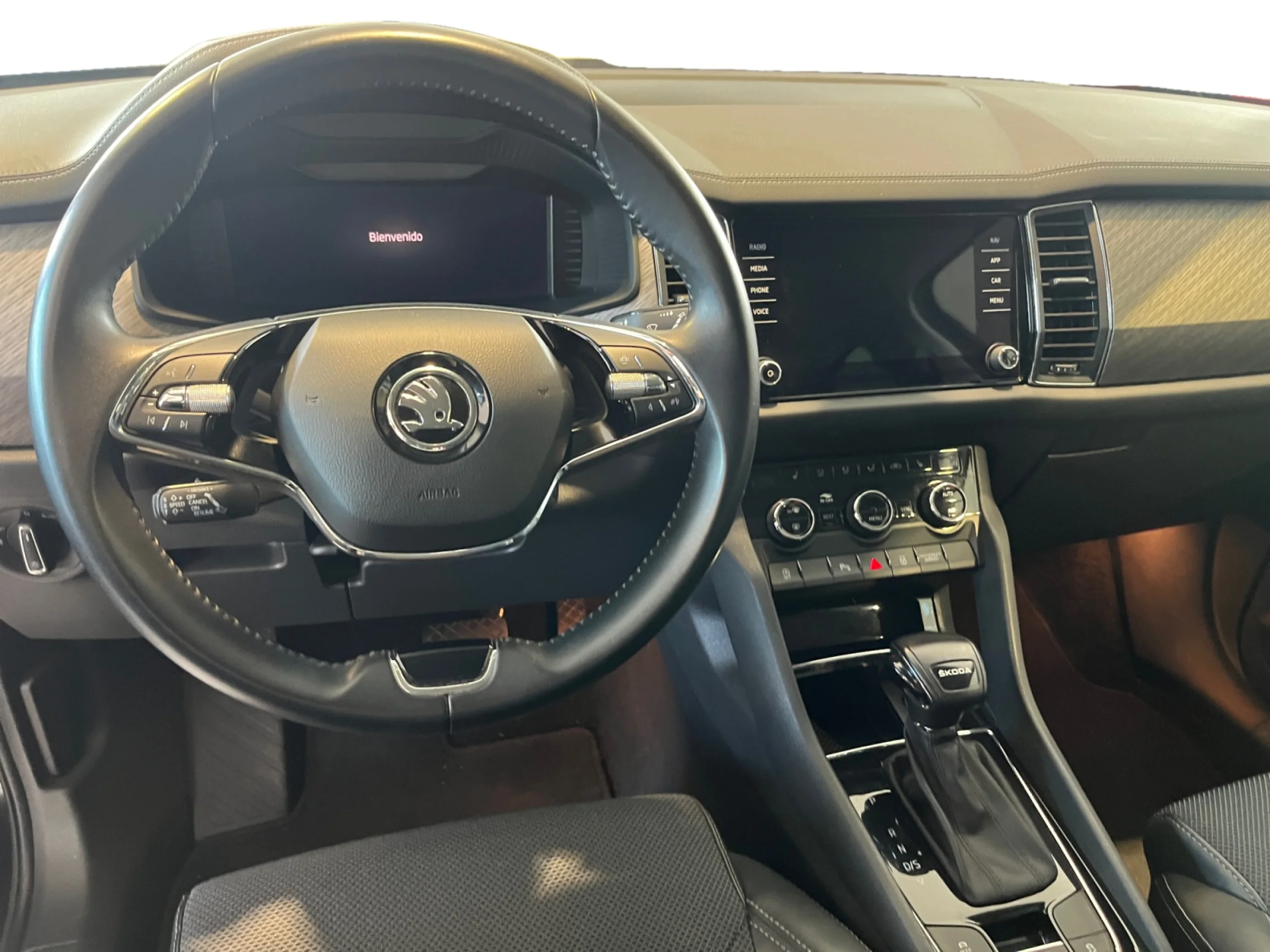 SKODA KODIAQ 2.0 TDI 110KW (150CV) DSG 4X2 STYLE - Foto 9