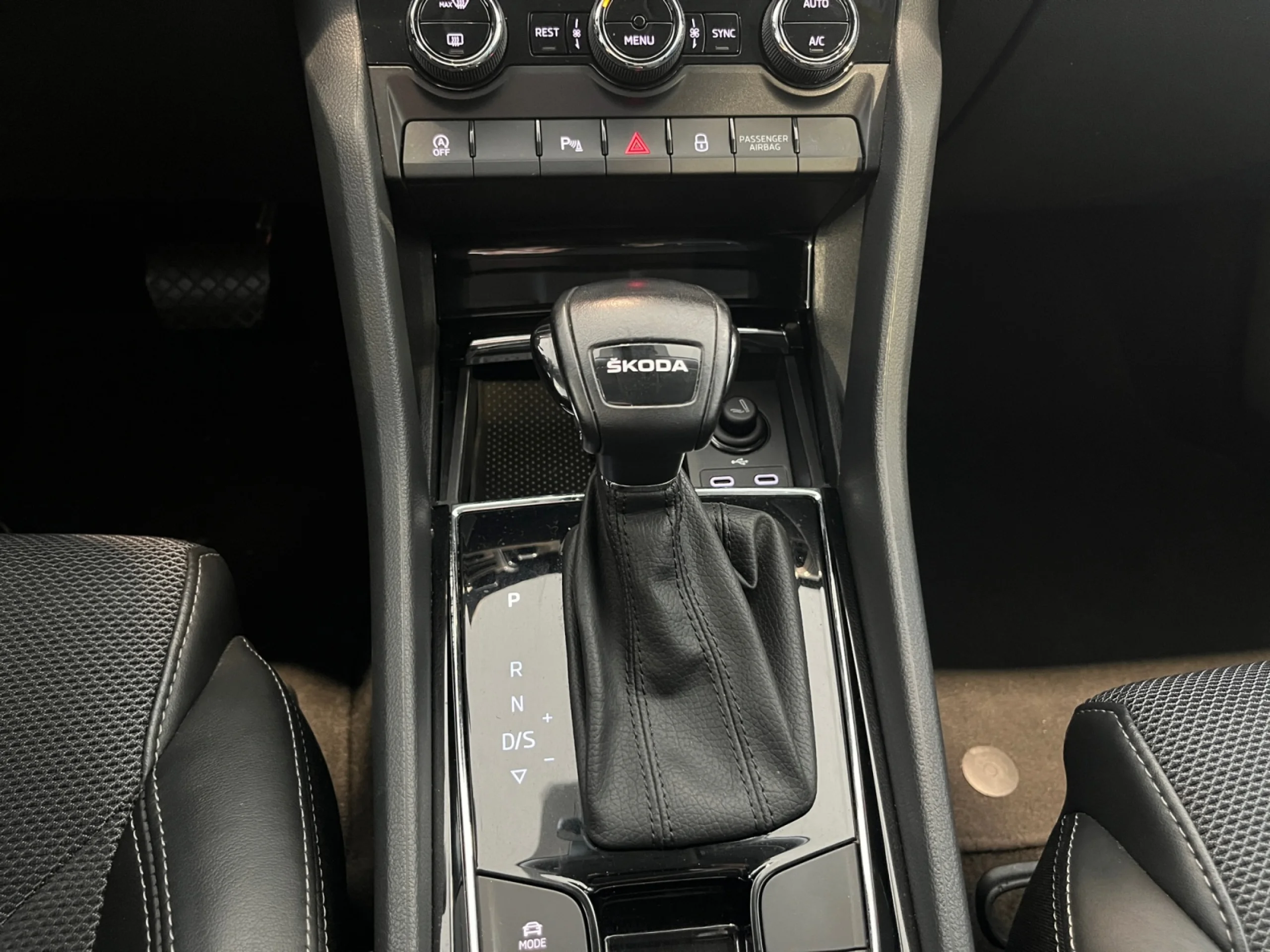 SKODA KODIAQ 2.0 TDI 110KW (150CV) DSG 4X2 STYLE - Foto 17