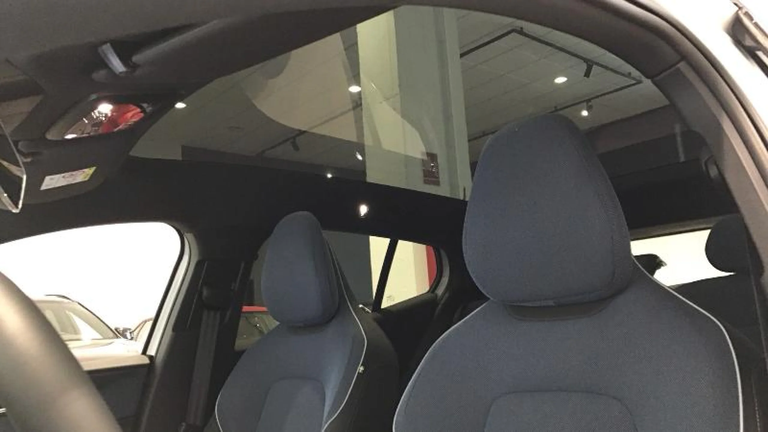 VOLVO EX30 TWIN MOTOR AWD ULTRA AUTO - Foto 21