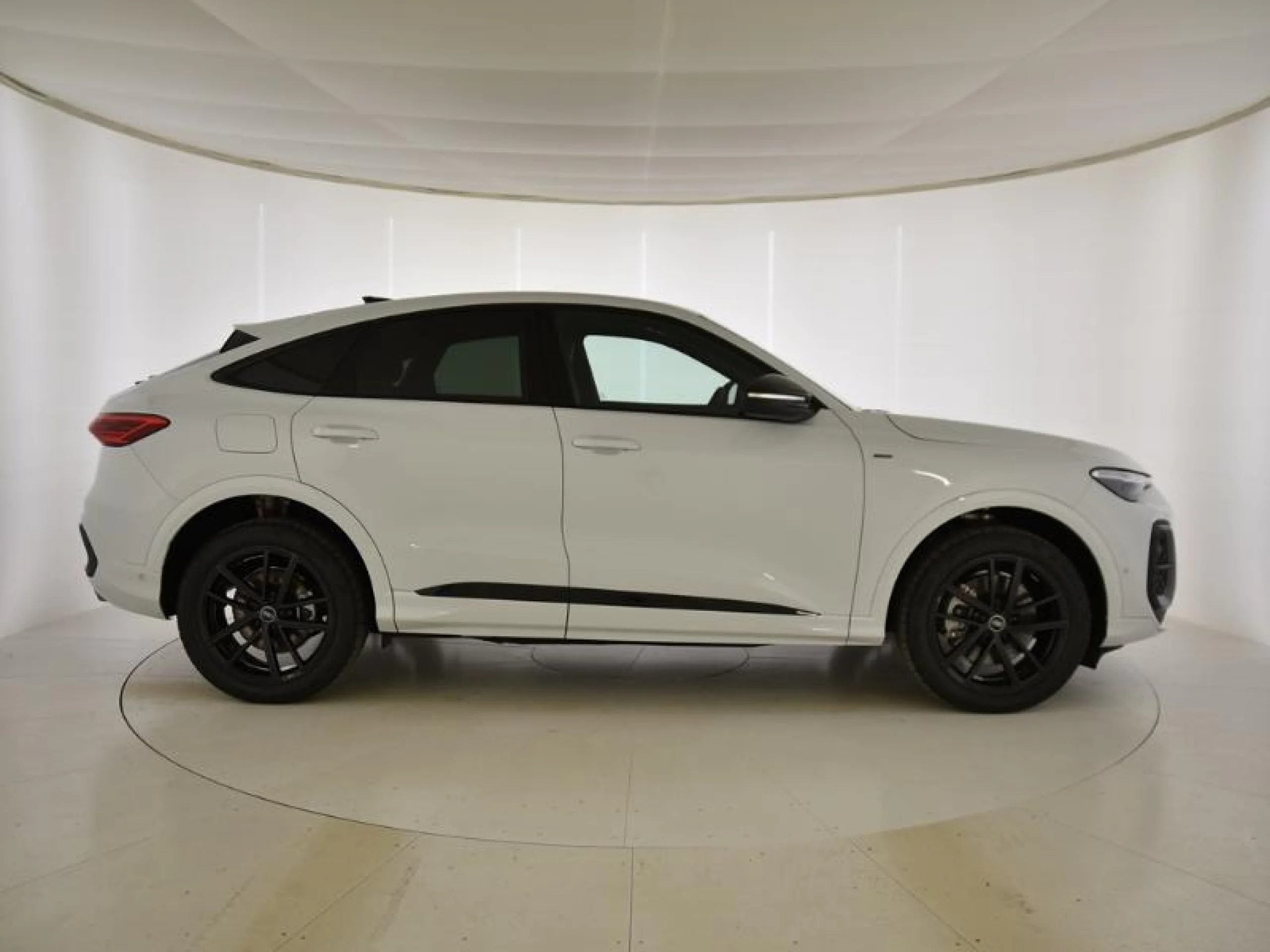 AUDI Q5 SPORTBACK BLACK LINE E HYBRID QUATTRO 220KW S TRON - Foto 3