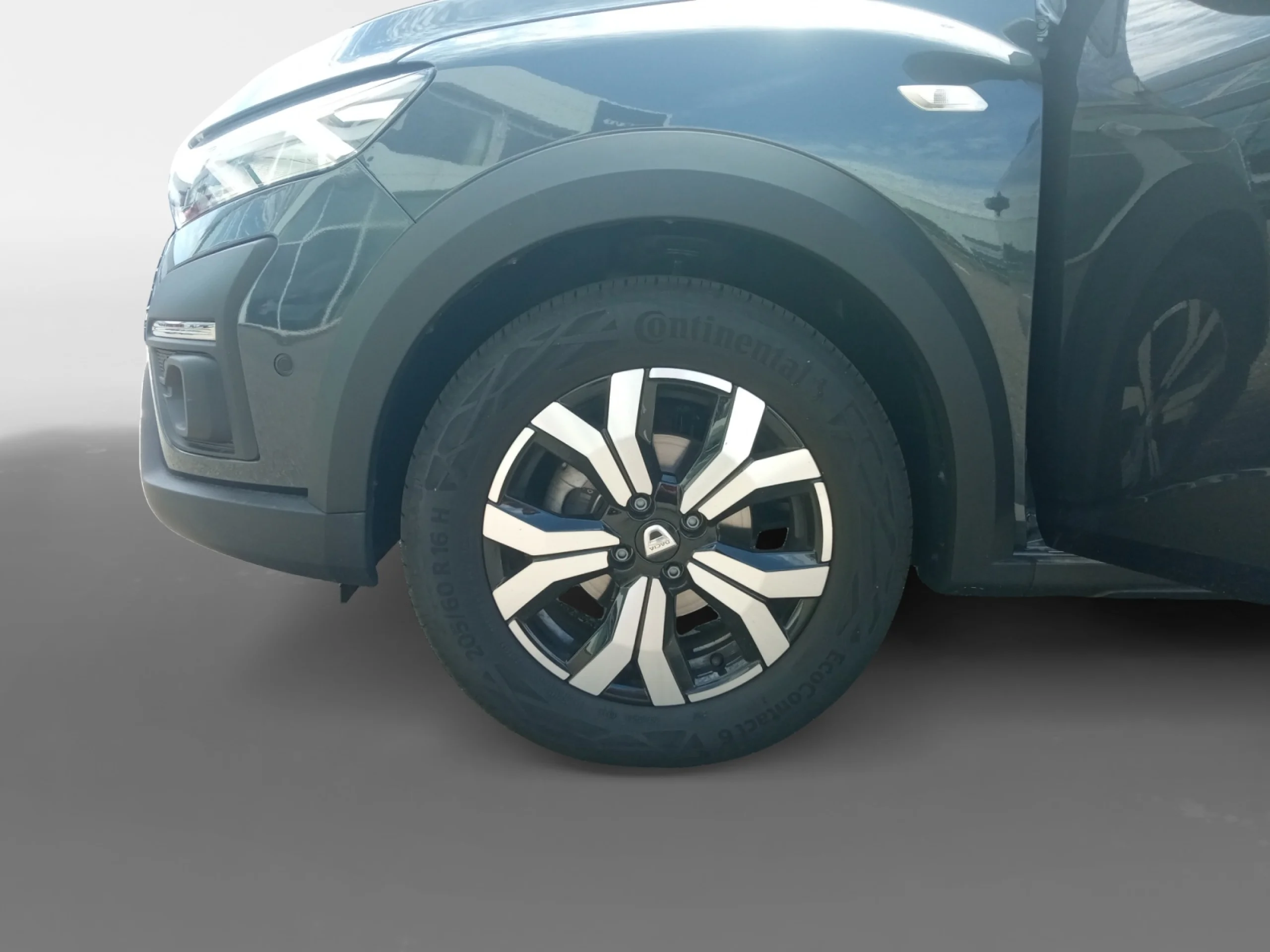 DACIA SANDERO STEPWAY COMFORT TCE 67KW (90CV) CVT - Foto 10
