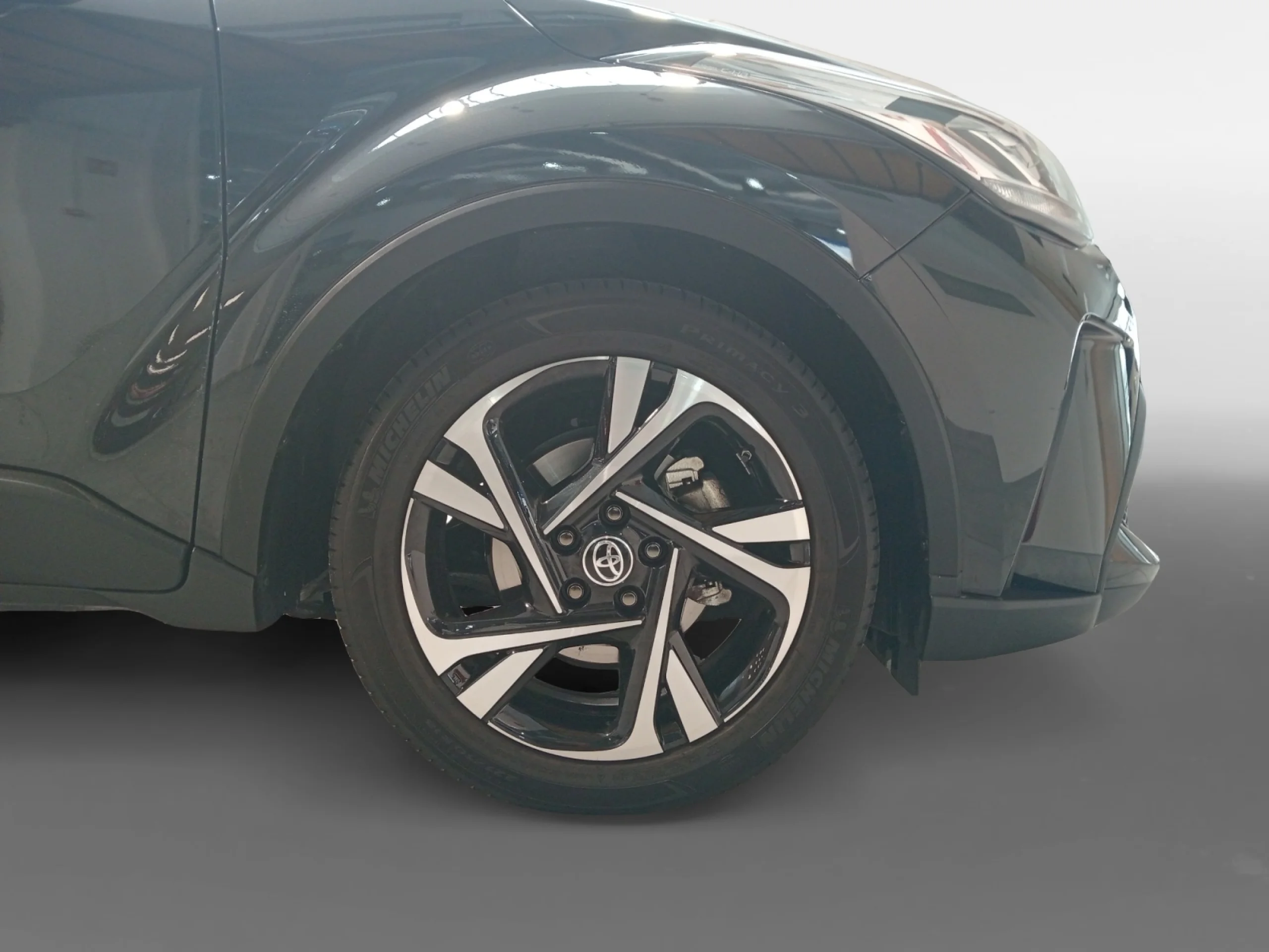 TOYOTA C HR 1.8 125H ADVANCE - Foto 8