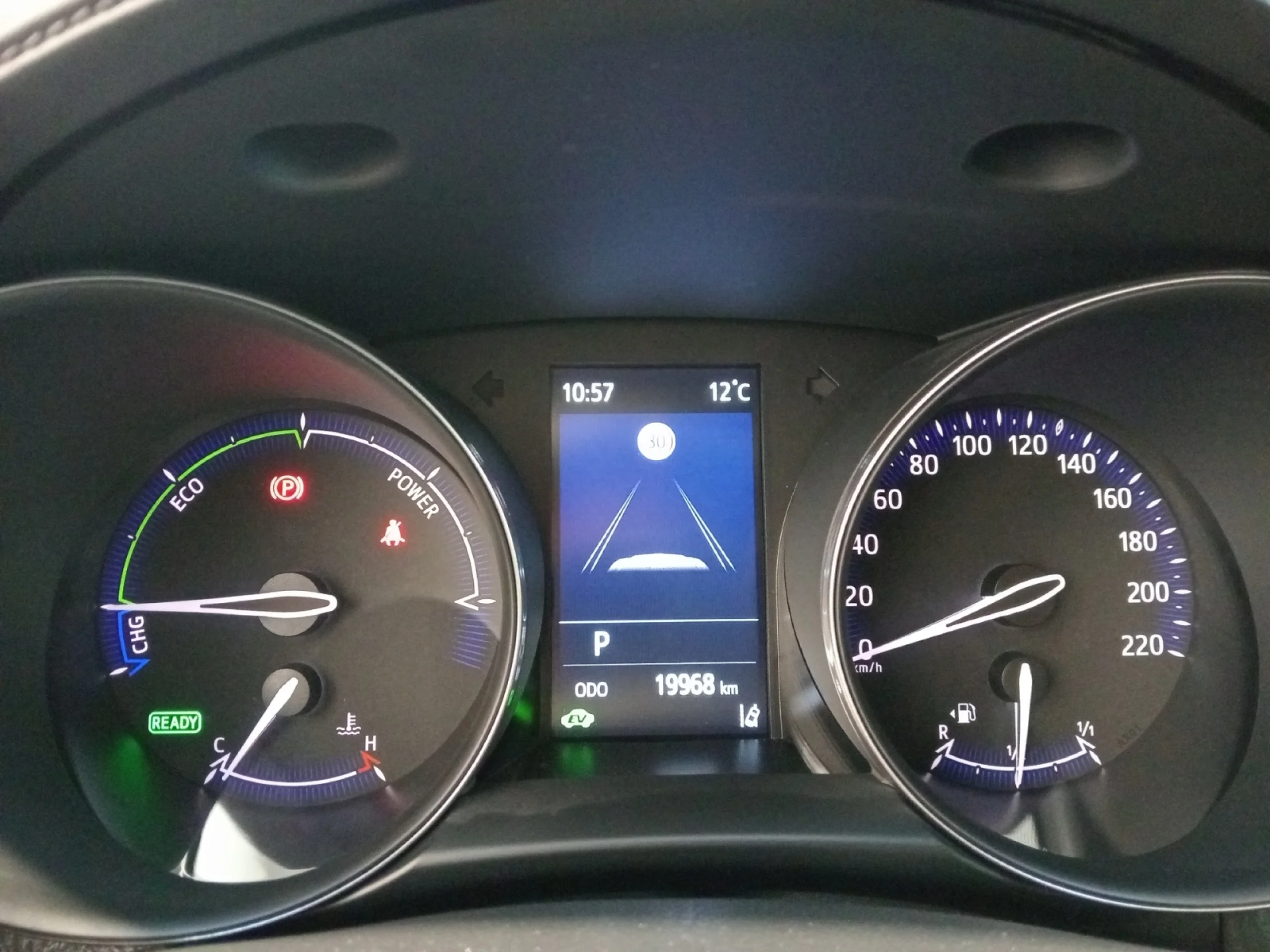 TOYOTA C HR 1.8 125H ADVANCE - Foto 10