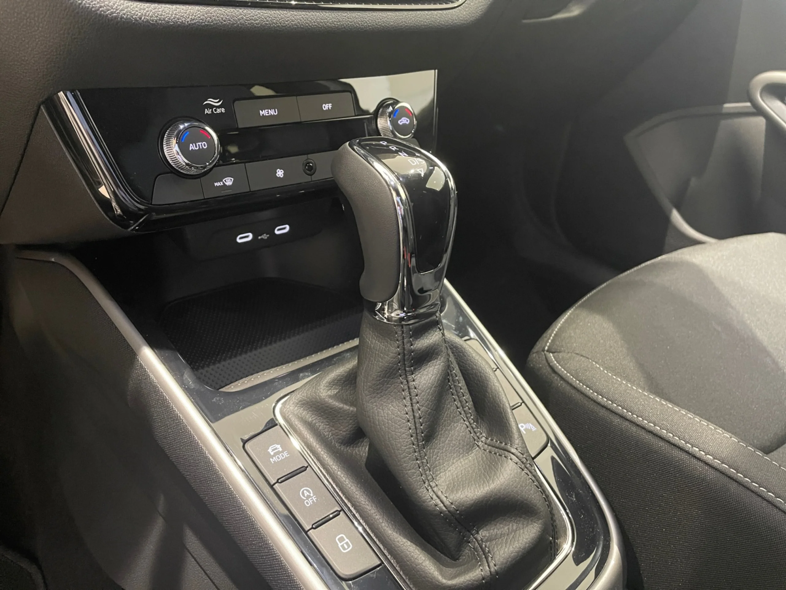 SKODA FABIA 1.5 TSI 110KW (150CV) DSG MONTE CARLO - Foto 10